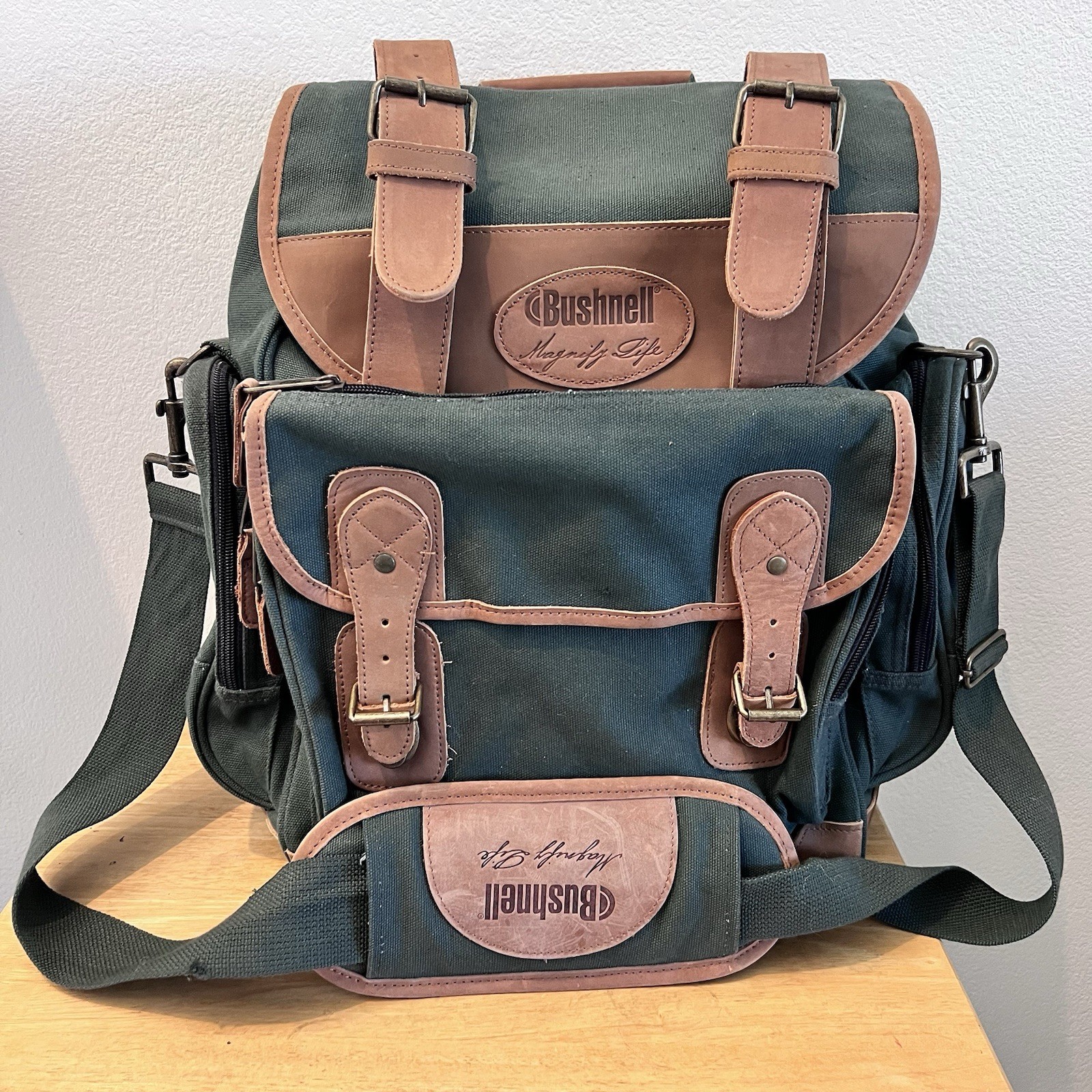 Bushnell Magnify Life Canvas & Leather Backpack / Field Bag Green & Tan Rucksack