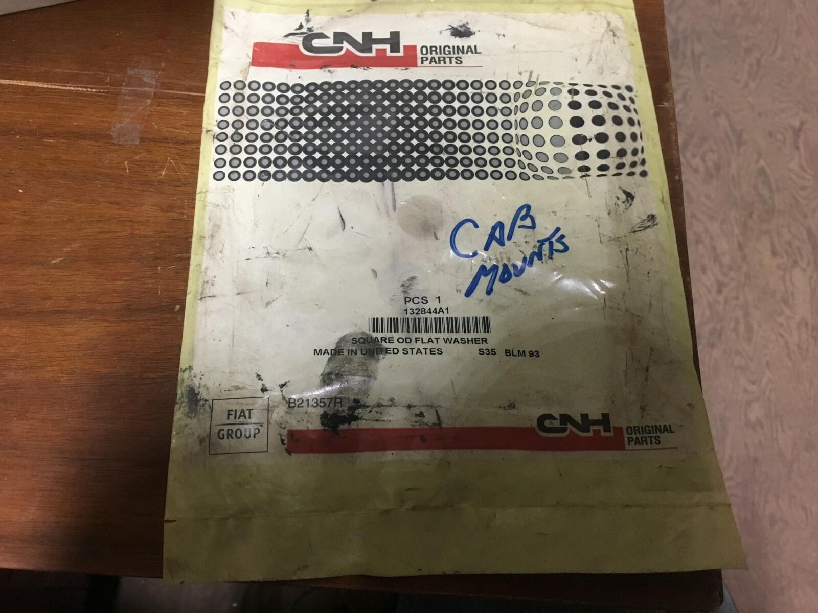NEW! CASE CNH Square OD Flat Washer Cab Mount Shim