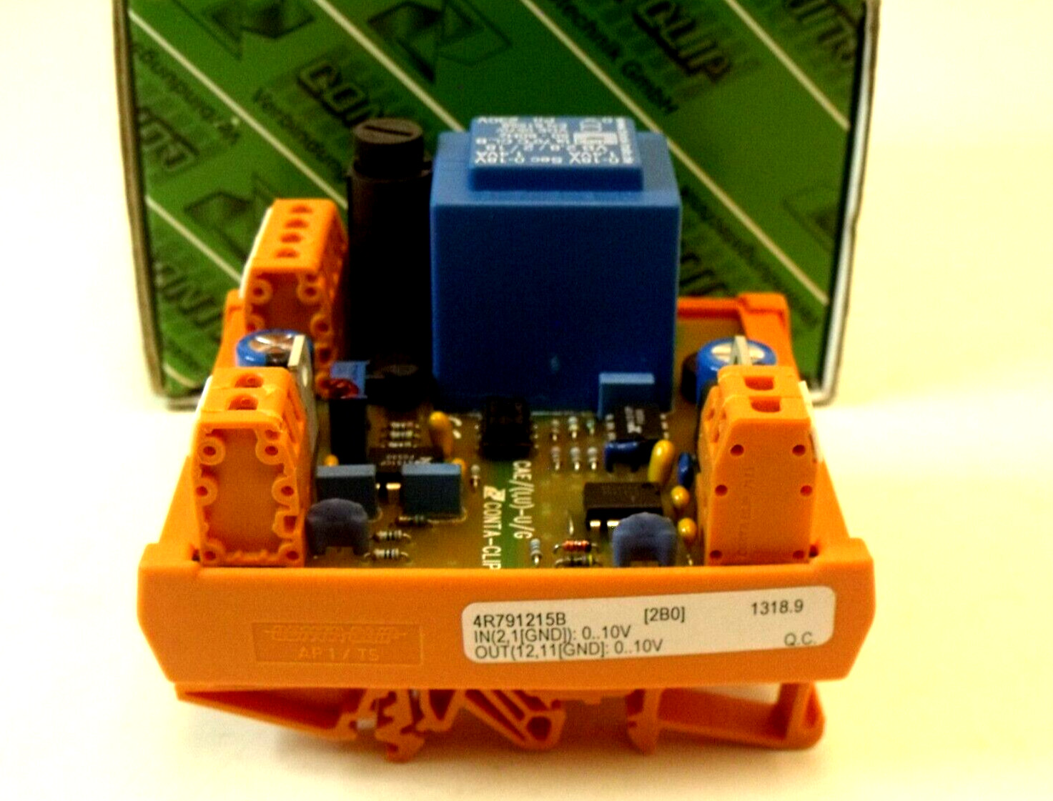 NIB Conta-Clip 4R791215B Analog Separator Module:  0-10V In/Out