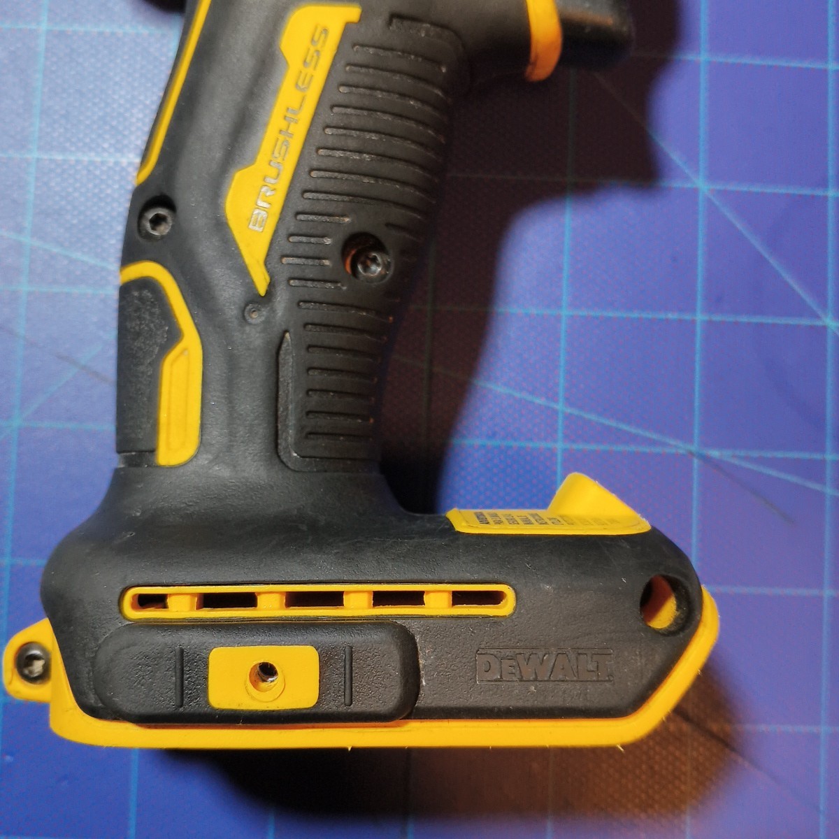 DEWALT DCD708 ATOMIC 20V MAX Brushless Cordless 1/2" Drill/Driver - Tool Only