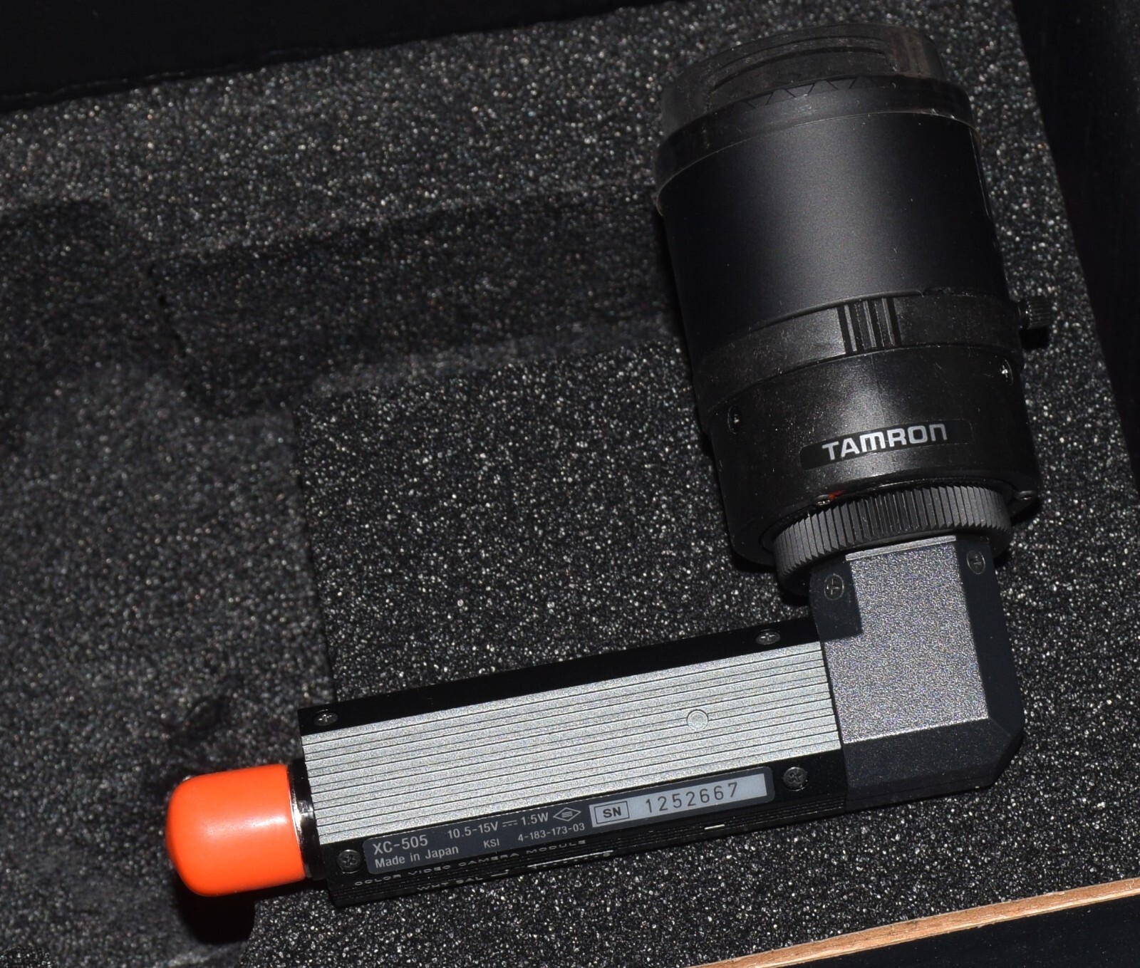 SONY XC-505 COLOR INDUSTRIAL CAMERA & LENS SCD01842-1