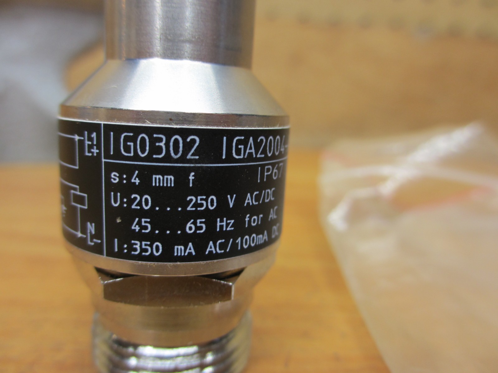IFM Efector IG0302 *NEW* Inductive Proximity Sensor IGA2004-ABOA/SL/LS