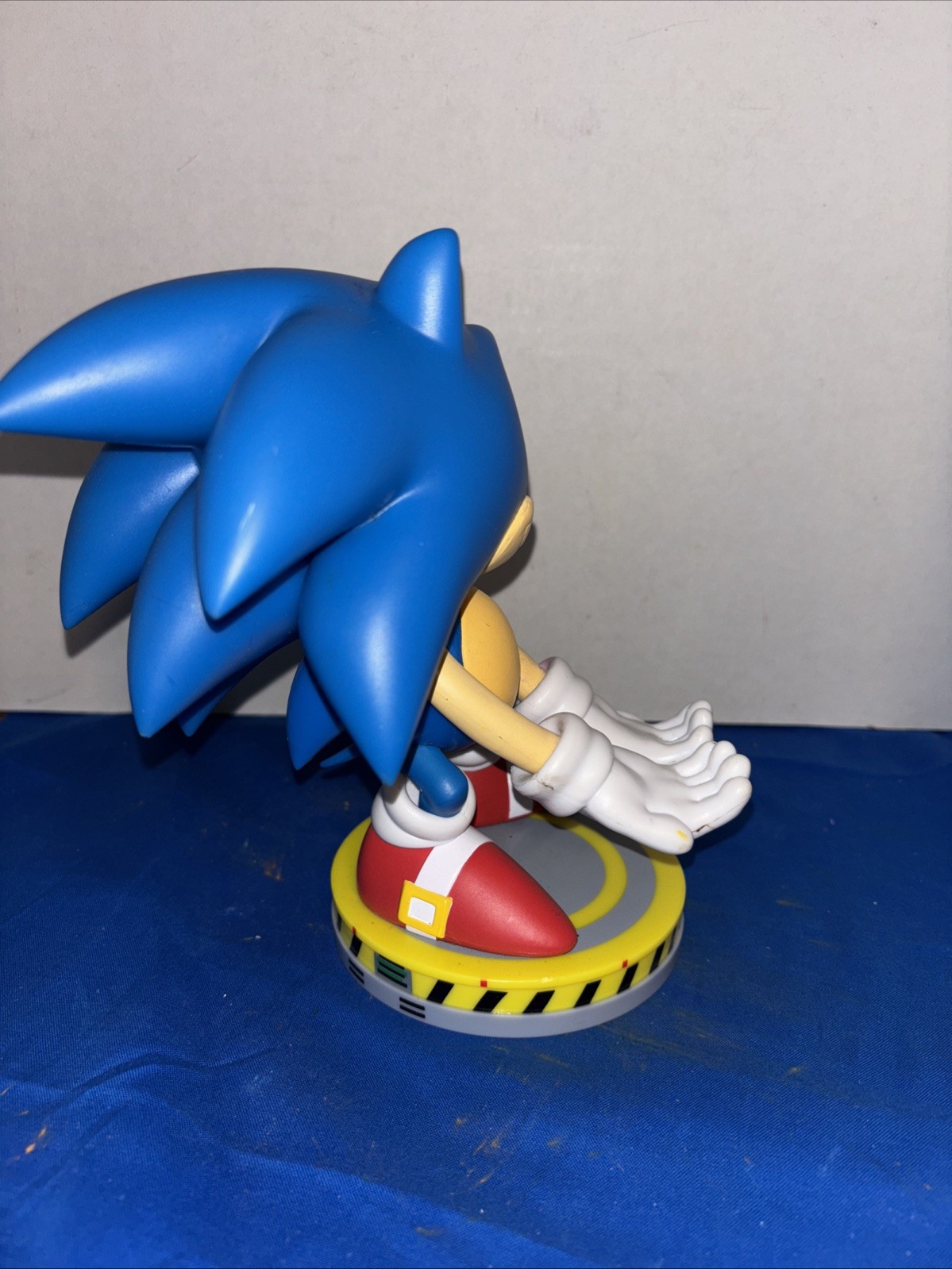 Cable Guys Sonic the Hedgehog Phone Stand & Controller Holder