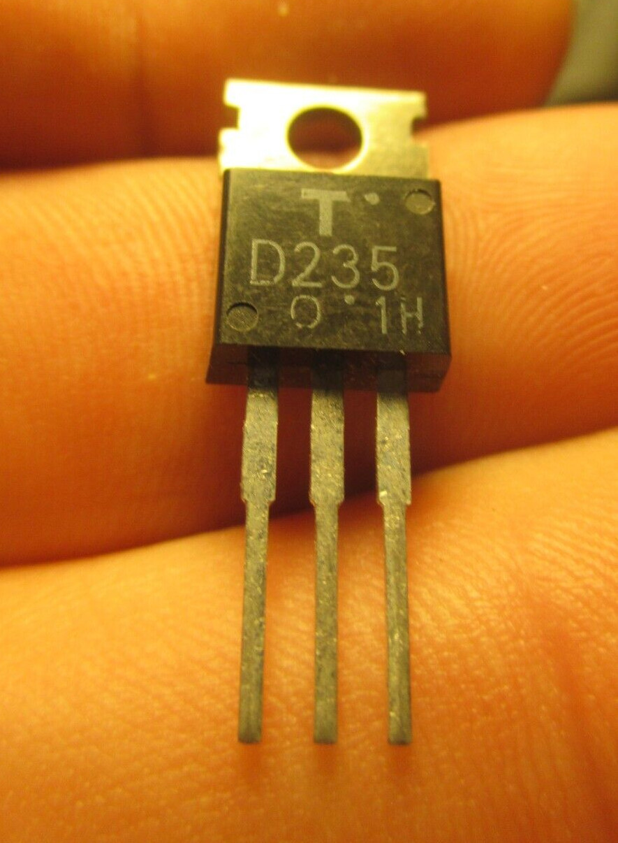 2Sd235      Electronic Transistors      1 pieces