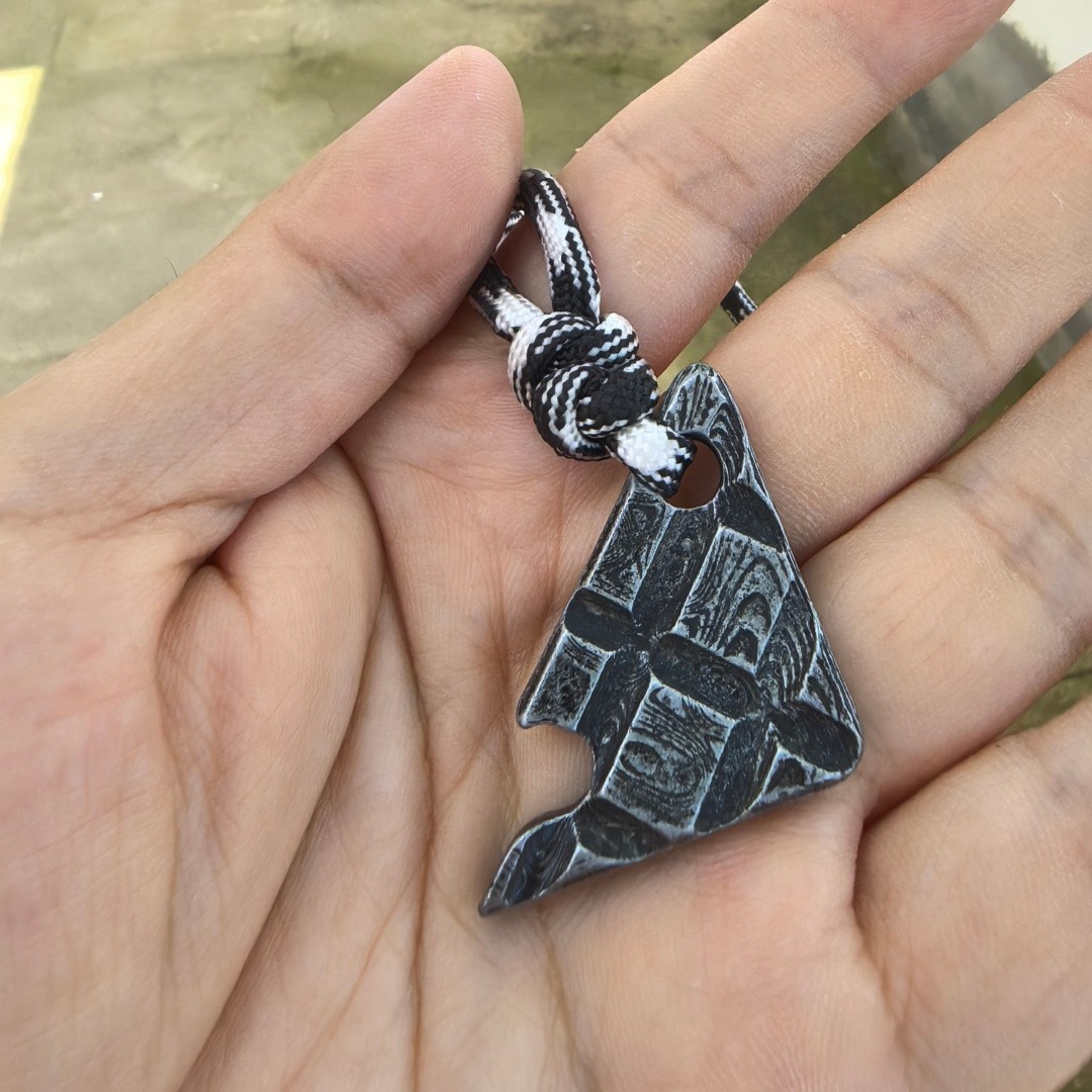 Stainless steel Bottle opener Tool (Simulating meteorite patterns)