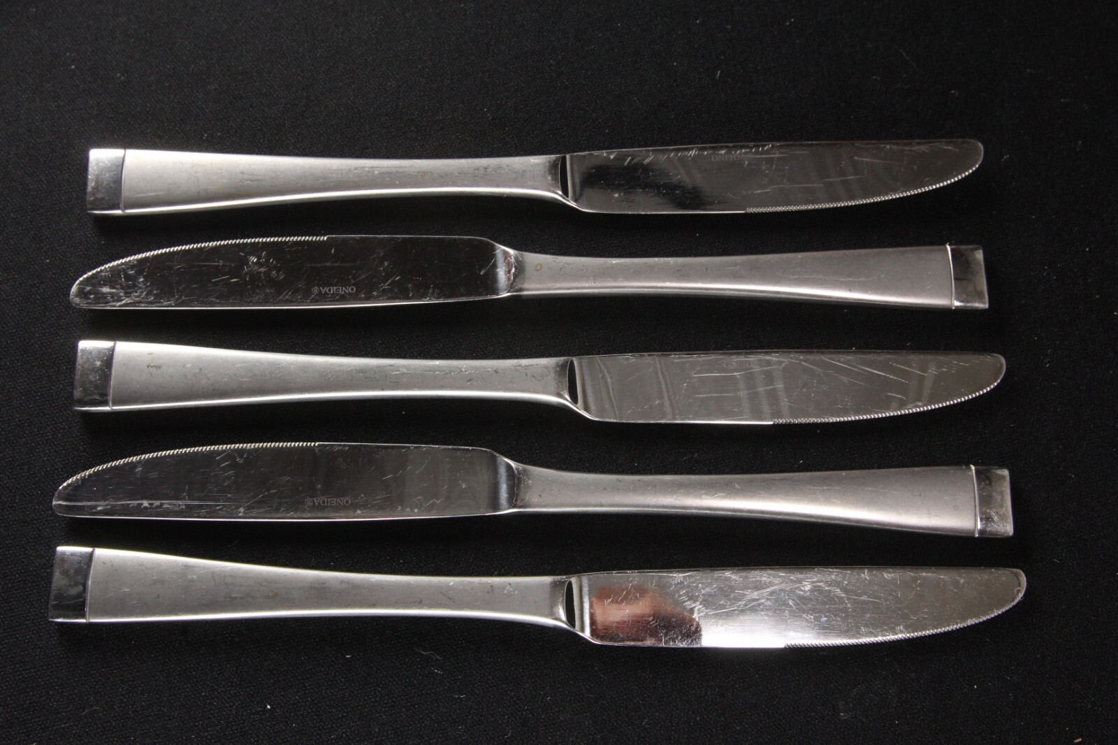 Oneida Stainless Steel Flatware 10 Replacement Pieces Unknown Pattern