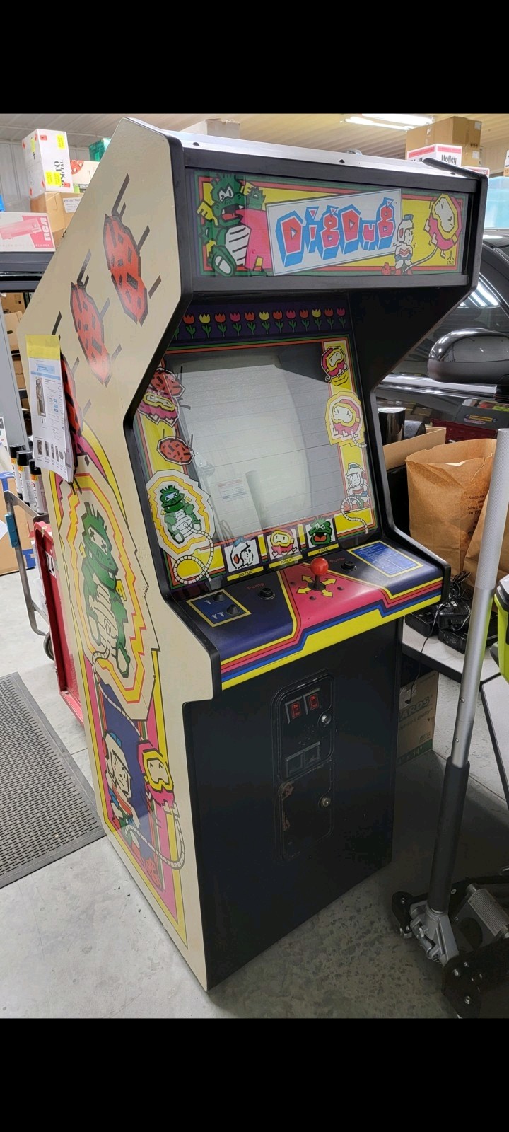 WORKING ORIGINAL - DIG DUG CLASSIC ARCADE GAME STAND UP MACHINE by ATARI 1980's