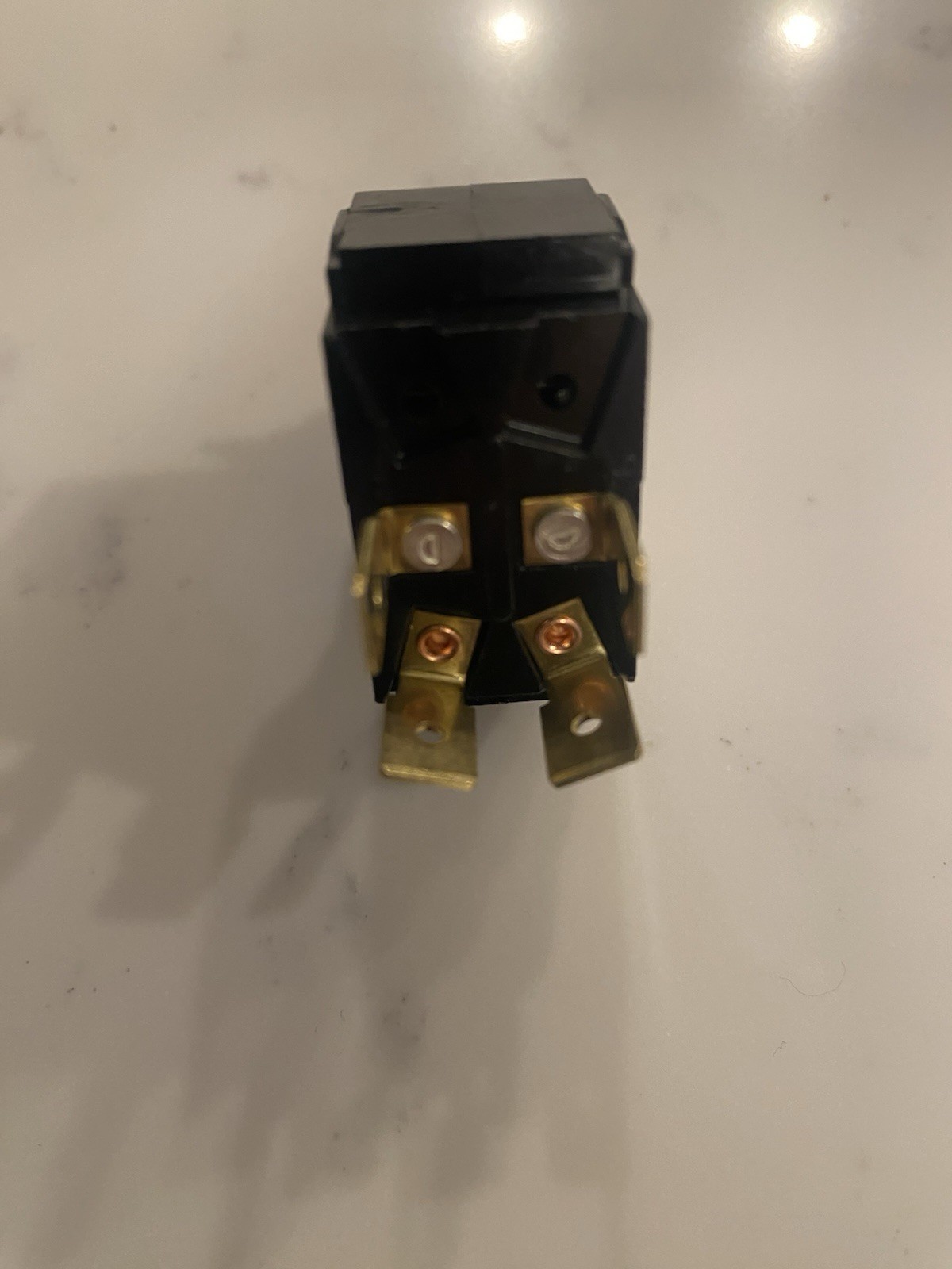 CARLING TECHNOLOGIES 20amp Toggle Switch, 125v -277v, 1.5 Hp