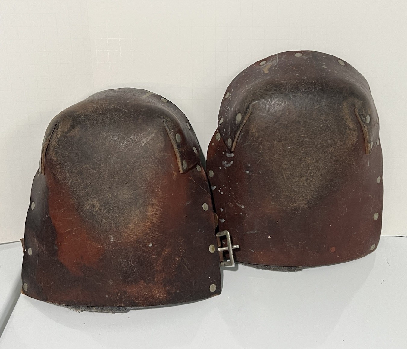 Vtg Master Mechanic Leather & Felt Knee Pads Protective Work Gear Riveted