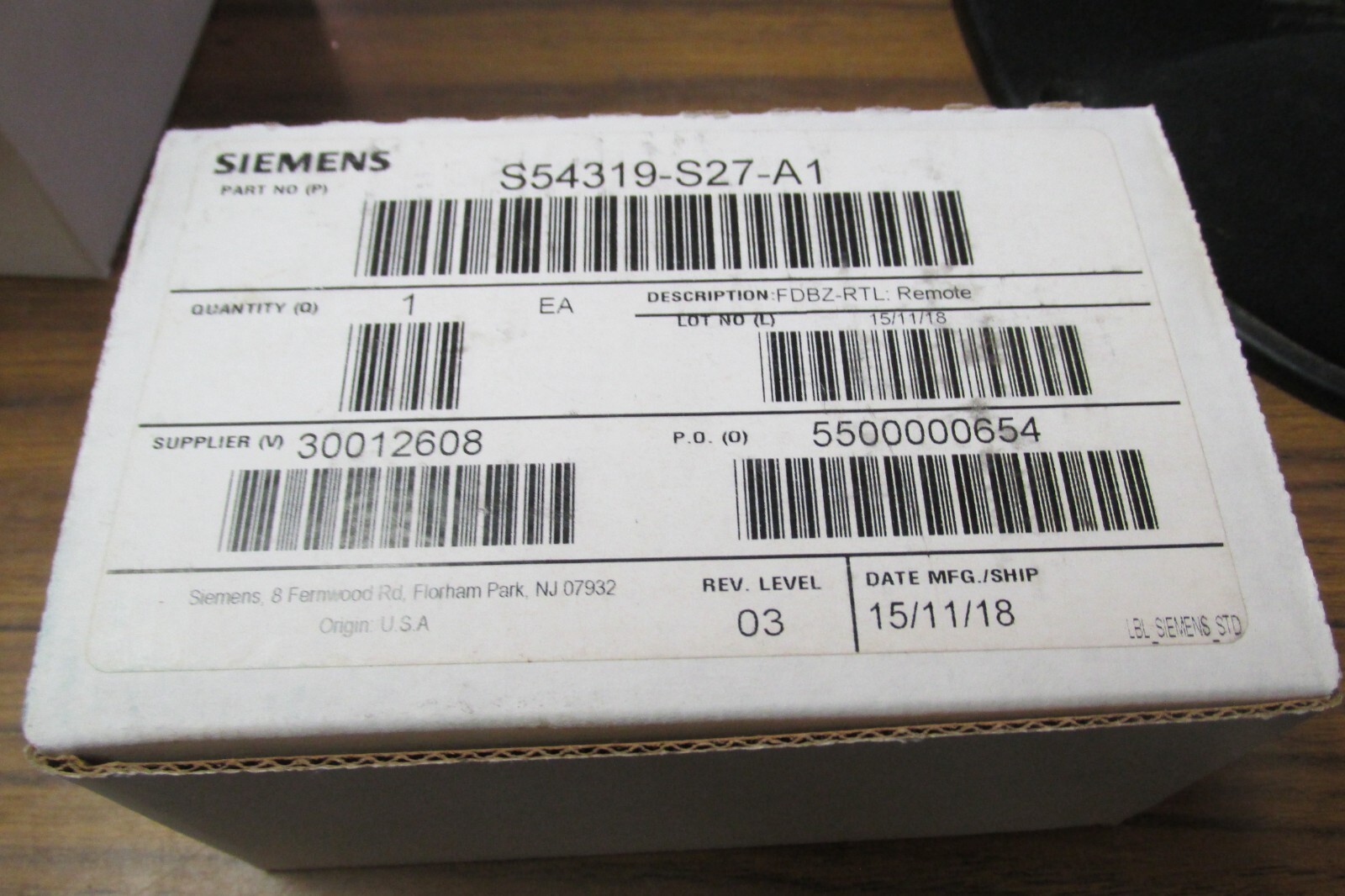 New SIEMENS S54319-S27-A1 DUCT DETECTOR Reset Switch M9 FREE SHIPPING,. TW-45
