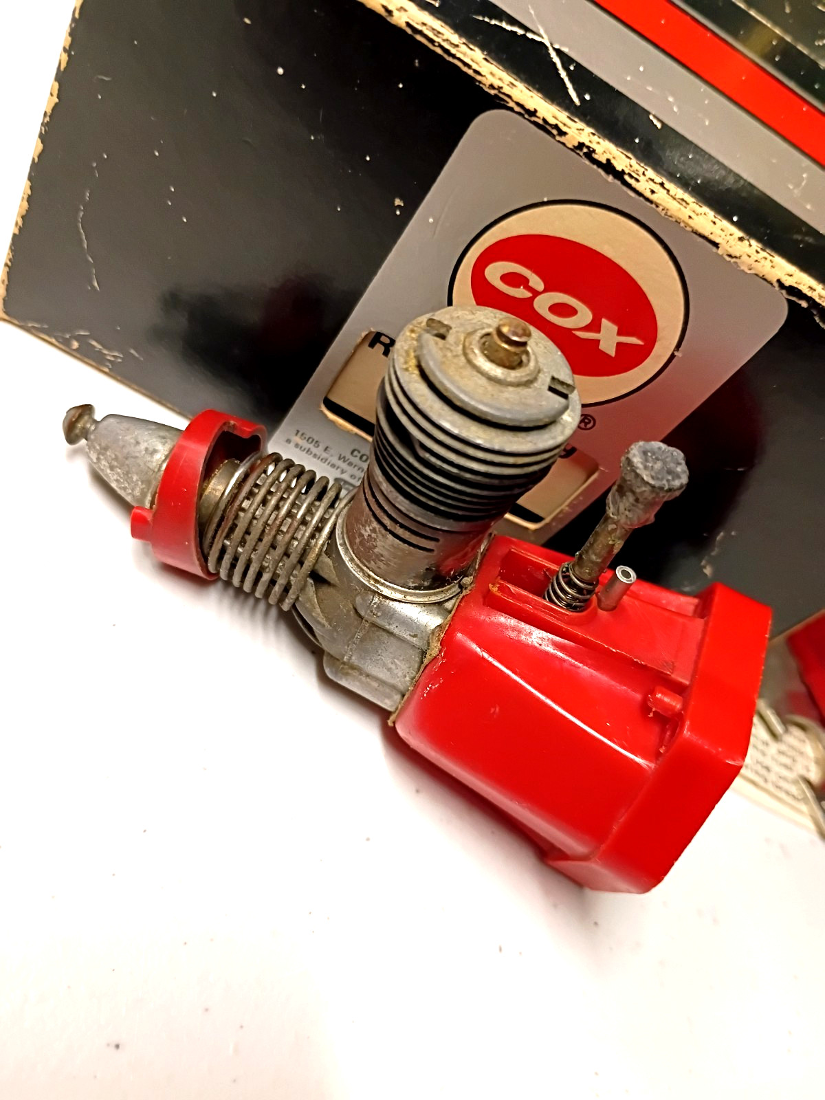 Vtg COX R/C BEE .049 Model Airplane Engine w/Muffler Tools Box Good Compression!