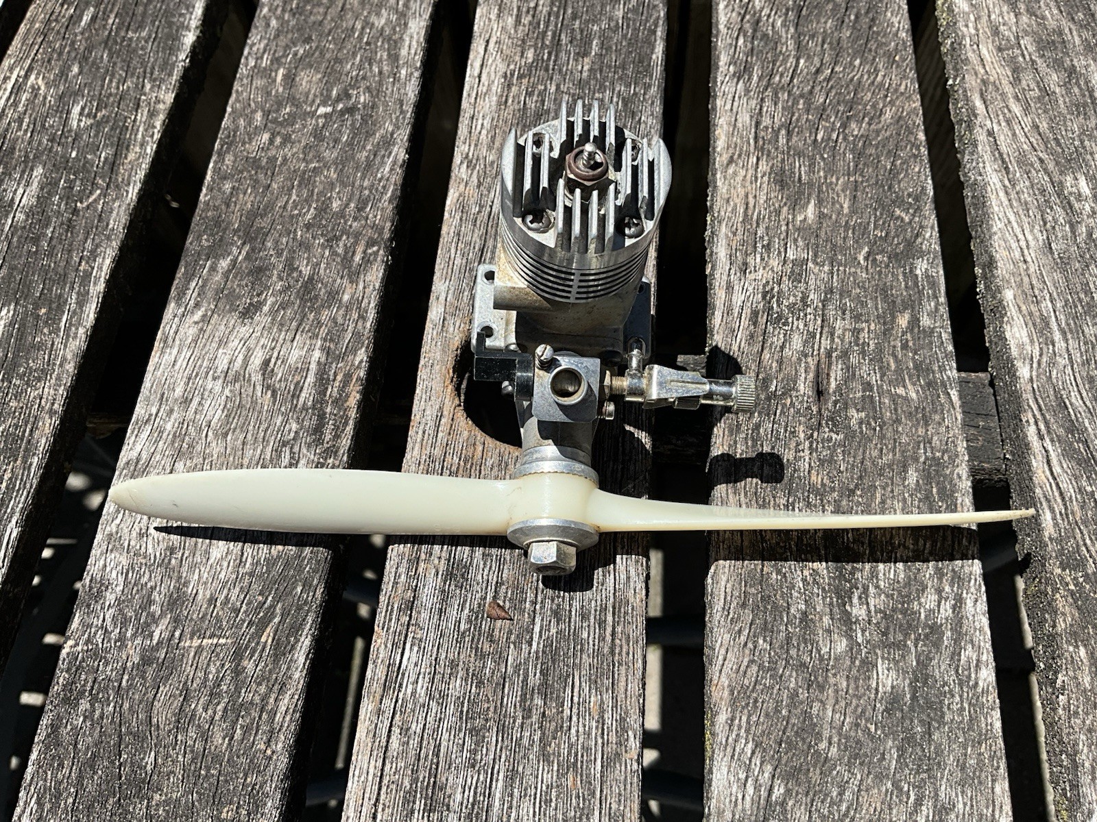 Vintage Enya 19-V 4005 Plane Motor Model Engine Control Line / FF Glow Nitro