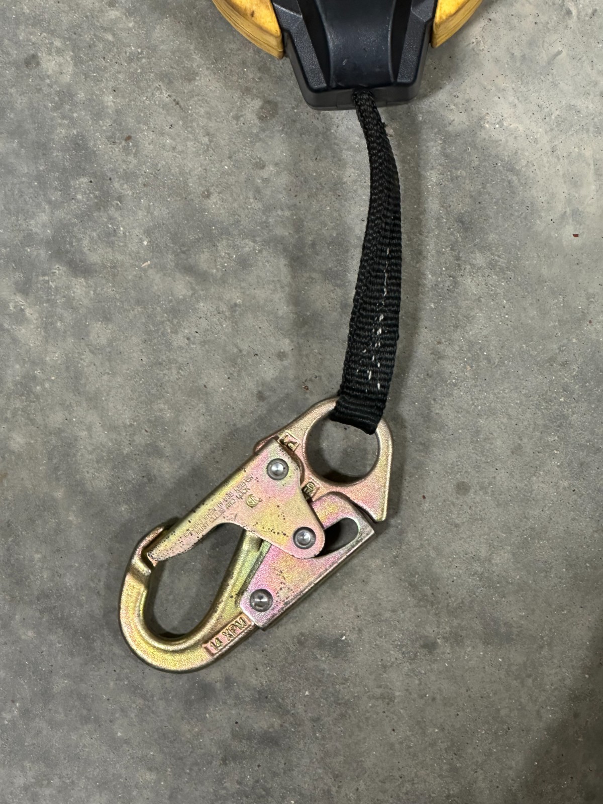 MSA Workman PFL 10093354 Web Personal Fall Limiter 12' Line Length