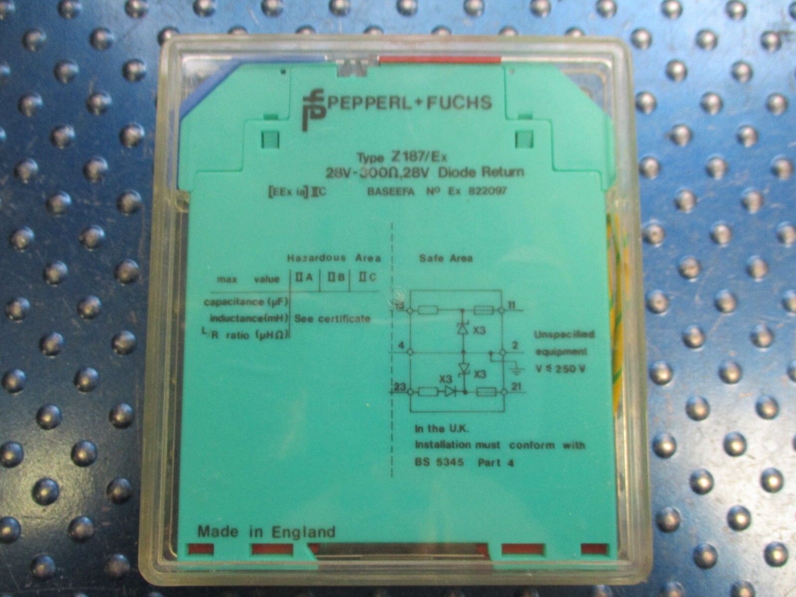 NEW PEPPERL+ FUCHS DIODE RETURN MODULE 28V-300OHMS Z187/EX