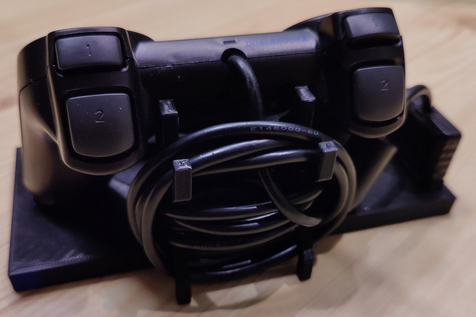 PlayStation 2 Controller Stand | PS2 Controller Holder Dock – Retro Display