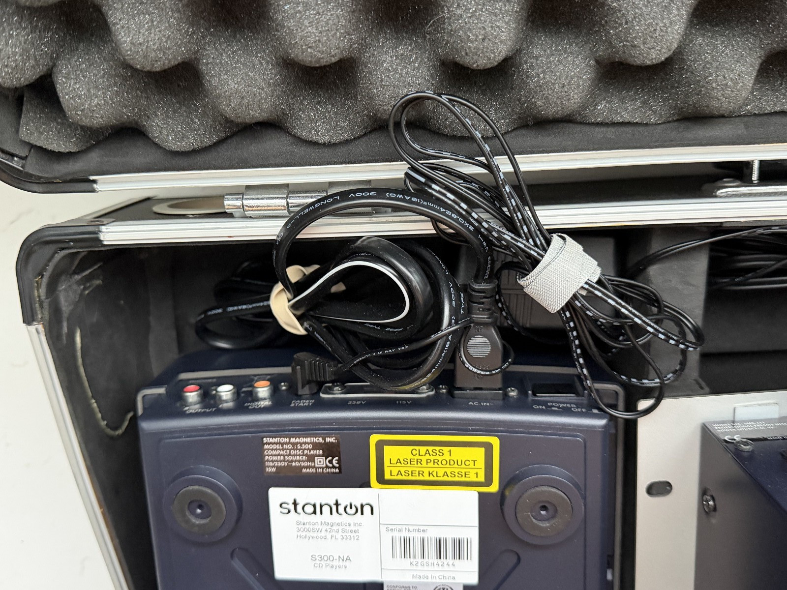 Stanton S-300 CD Player x2 SMX-211 DJ Mixer Set Hard Case Tested Working