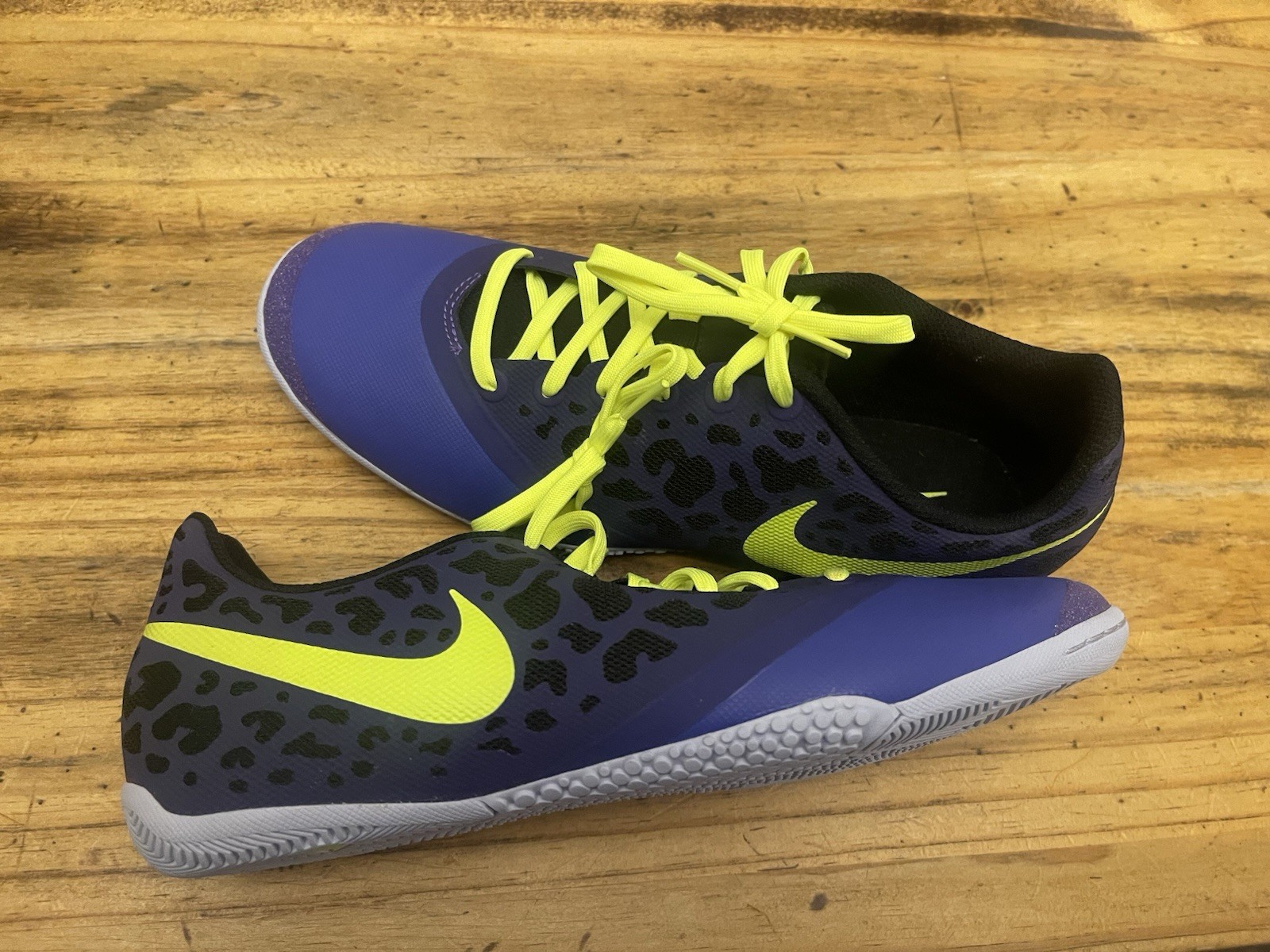 Nike Elastico Pro II Mens Size 9.5 Purple Soccer Turf Shoes Low Top 580455-575