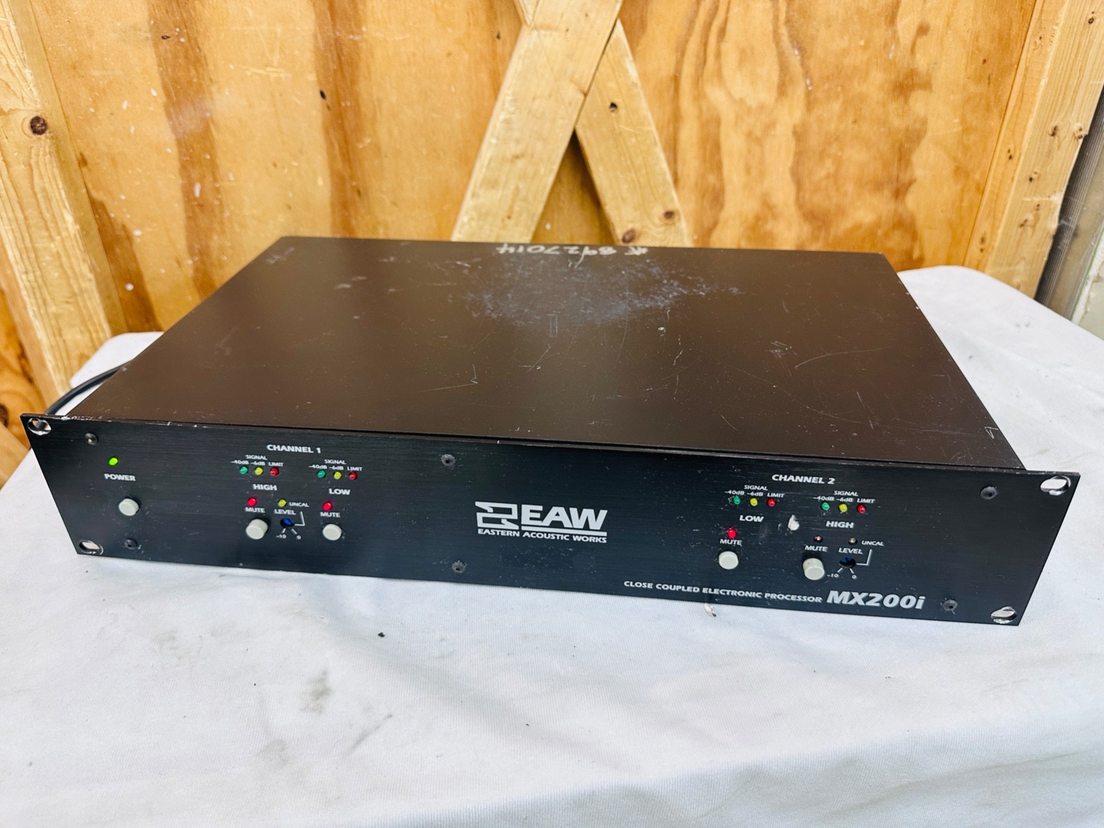 EAW MX200i Close Coupled Electronic Processor - set for LA325 bi-amped speakers