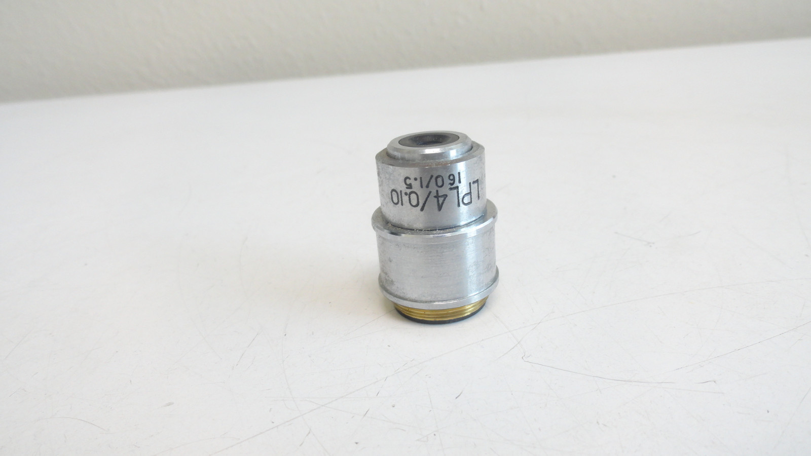 Fisher Scientific Inverted Phase Contrast Microscope 12-560-45 objectives plus