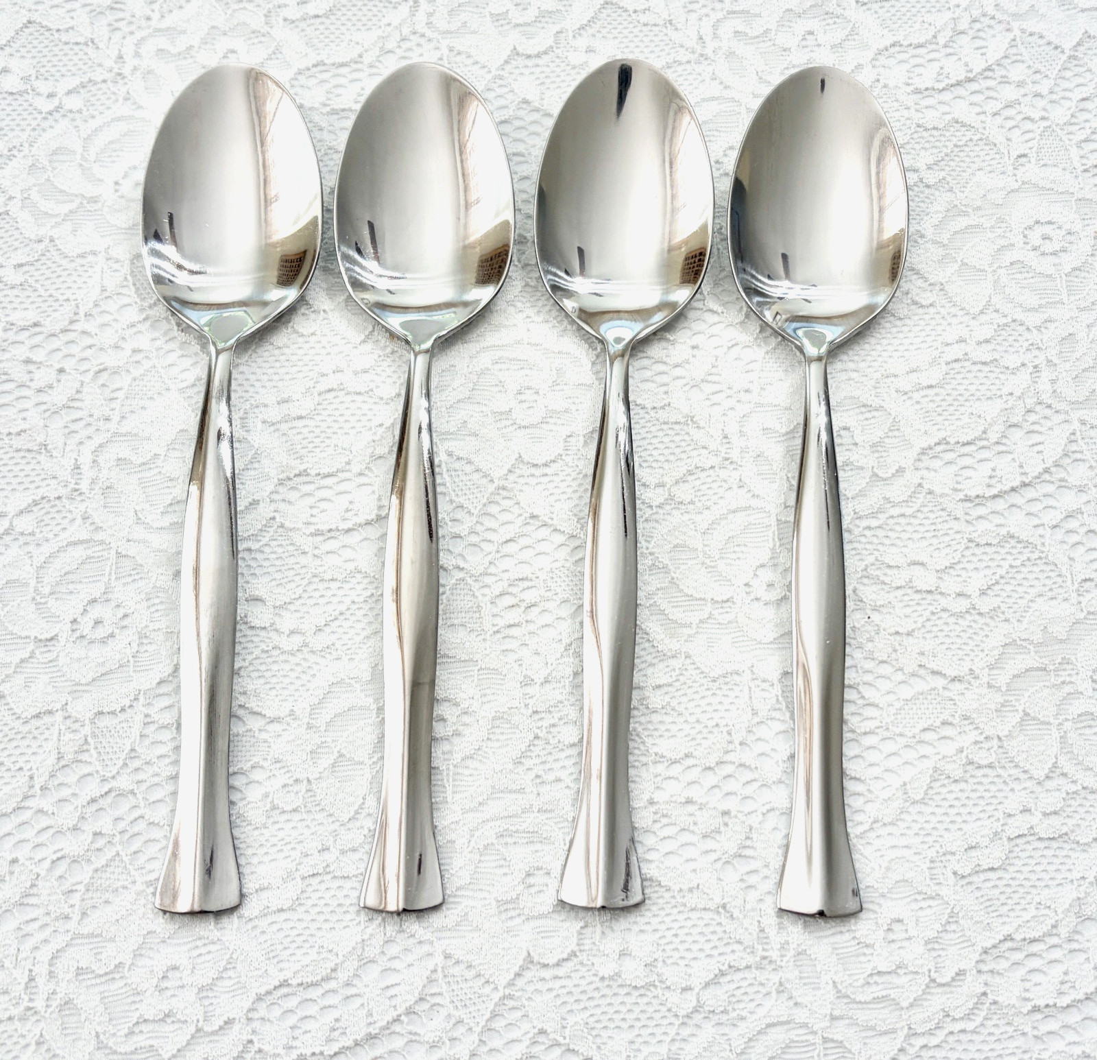 (4) Oneida PRESCOTT Betty Crocker Stainless Teaspoons *FREE SHIPPING*