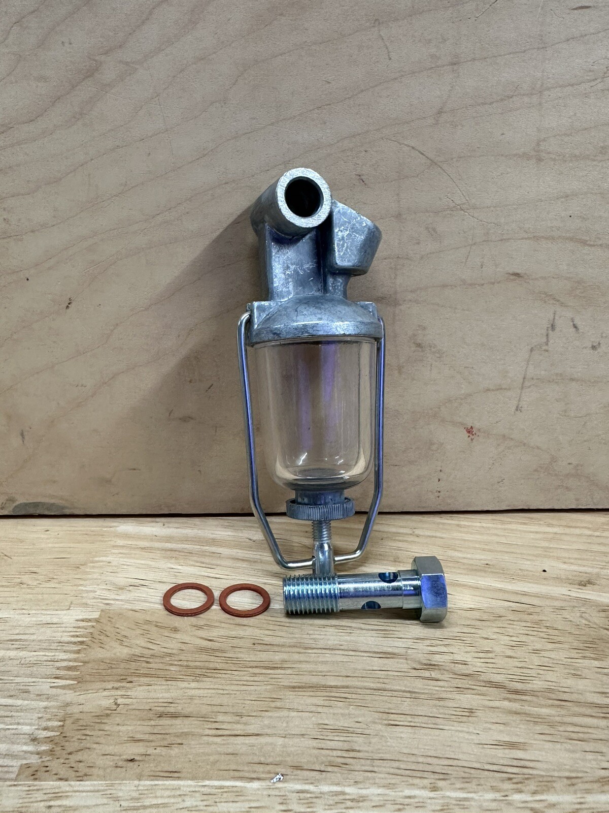 Fuel Sediment Bowl Ford 800, 801, 900, 901, 4000, 7/16 bolt hole 1/4 fuel line