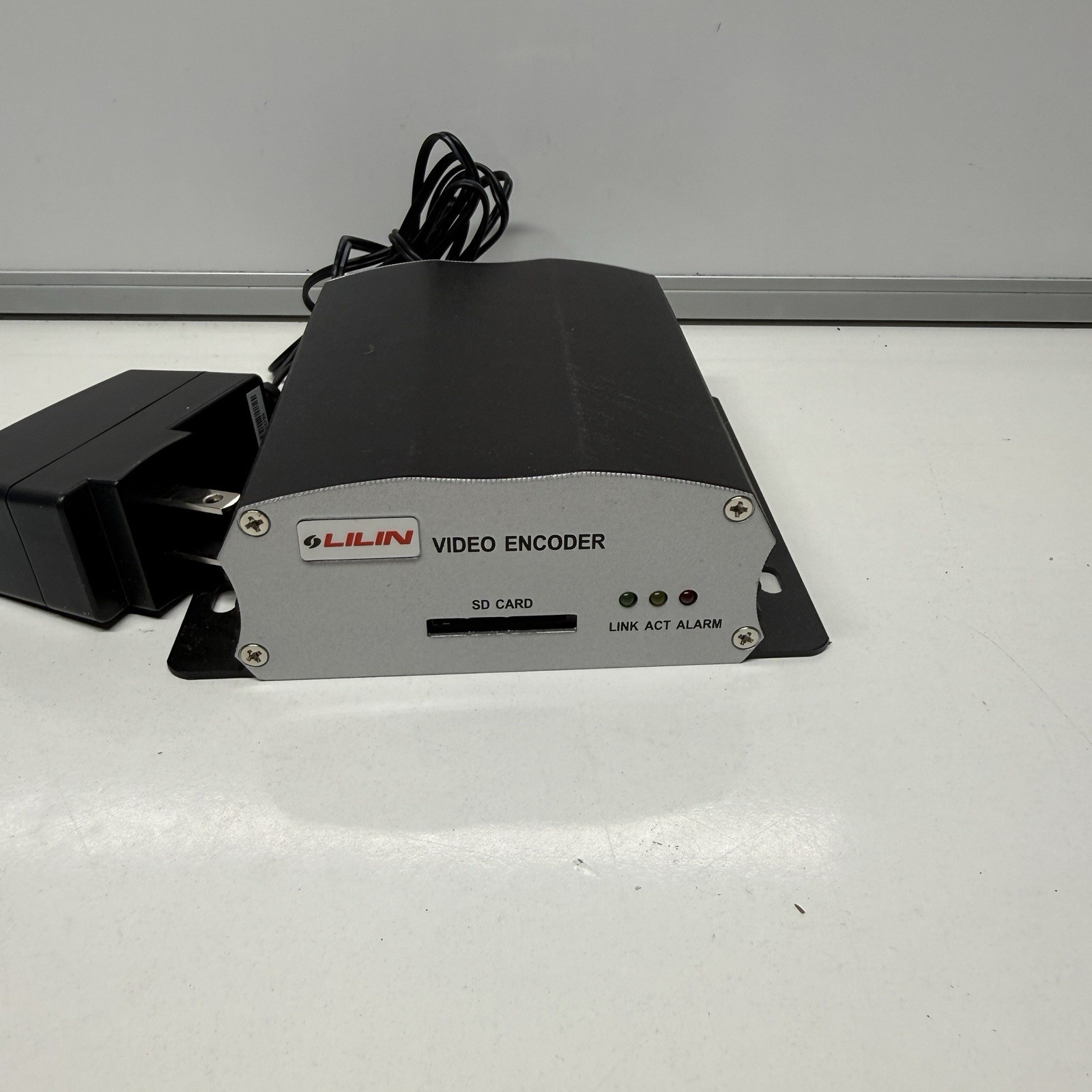 Lilin VS212 H.264 1CH Video Encoder with Power Cord