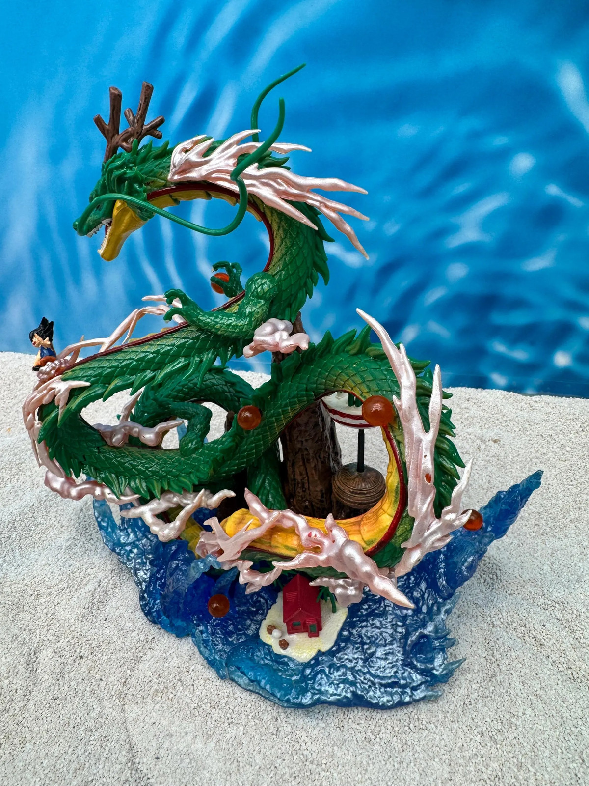 Dragon Aquarium Decoration: Themed Fish Tank Decor