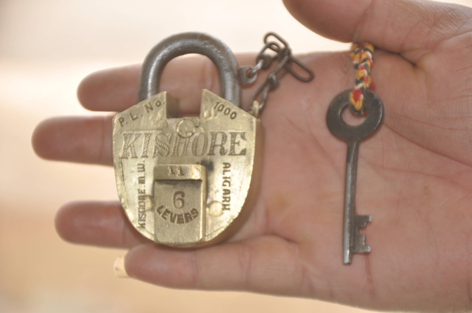 Vintage Brass Fine Quality Kishore 6 Levers Handcrafted Padlock
