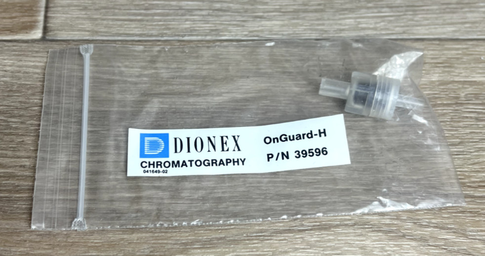 Dionex Chromatography P/N 39596 Cartridge OnGuard-H