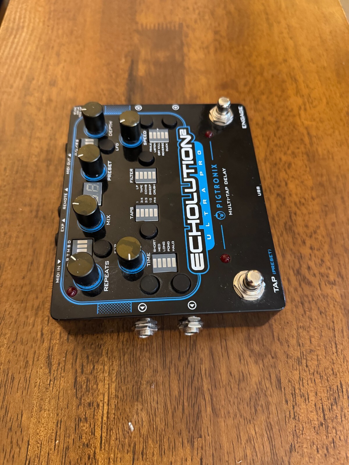 Pigtronix Echolution2 Ultra Pro Multi-Tap Delay Guitar Effect Pedal & Remote