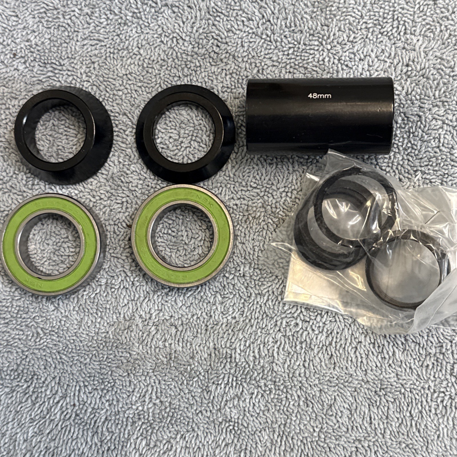 Vintage Mosh Spanish Bottom Bracket - BB Bearing Set BMX -22mm #17406 [ssg]