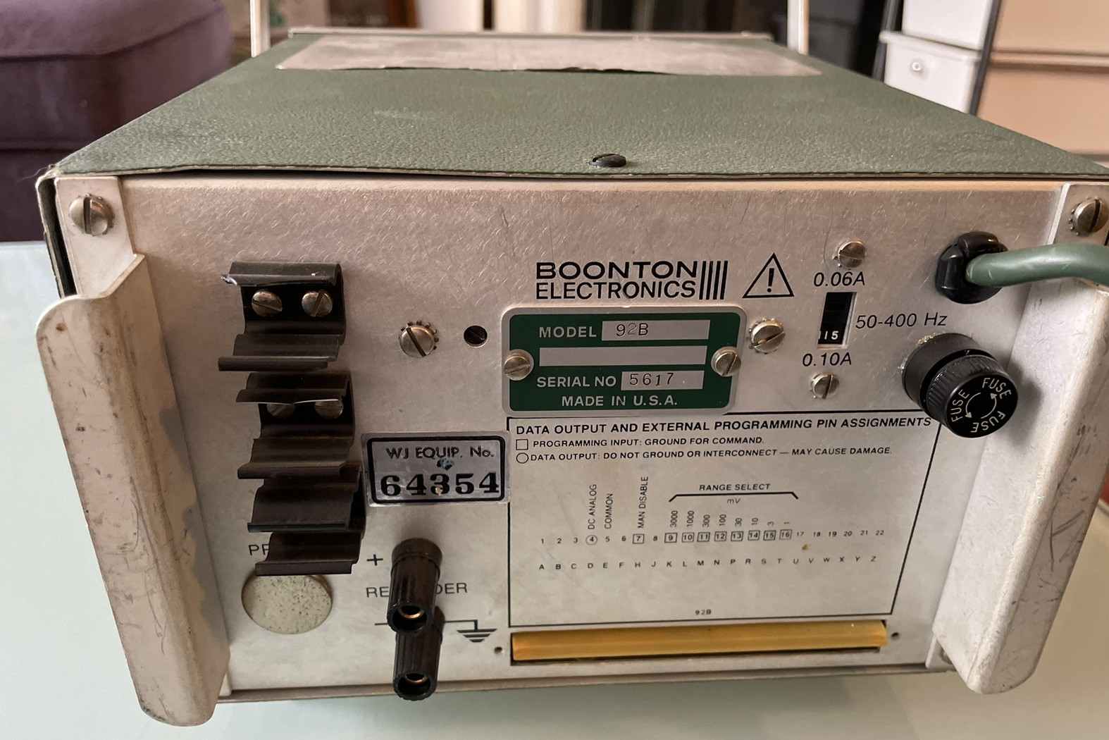 Boonton RF Millivolt Meter Model 92B No Probe Powers On As Is