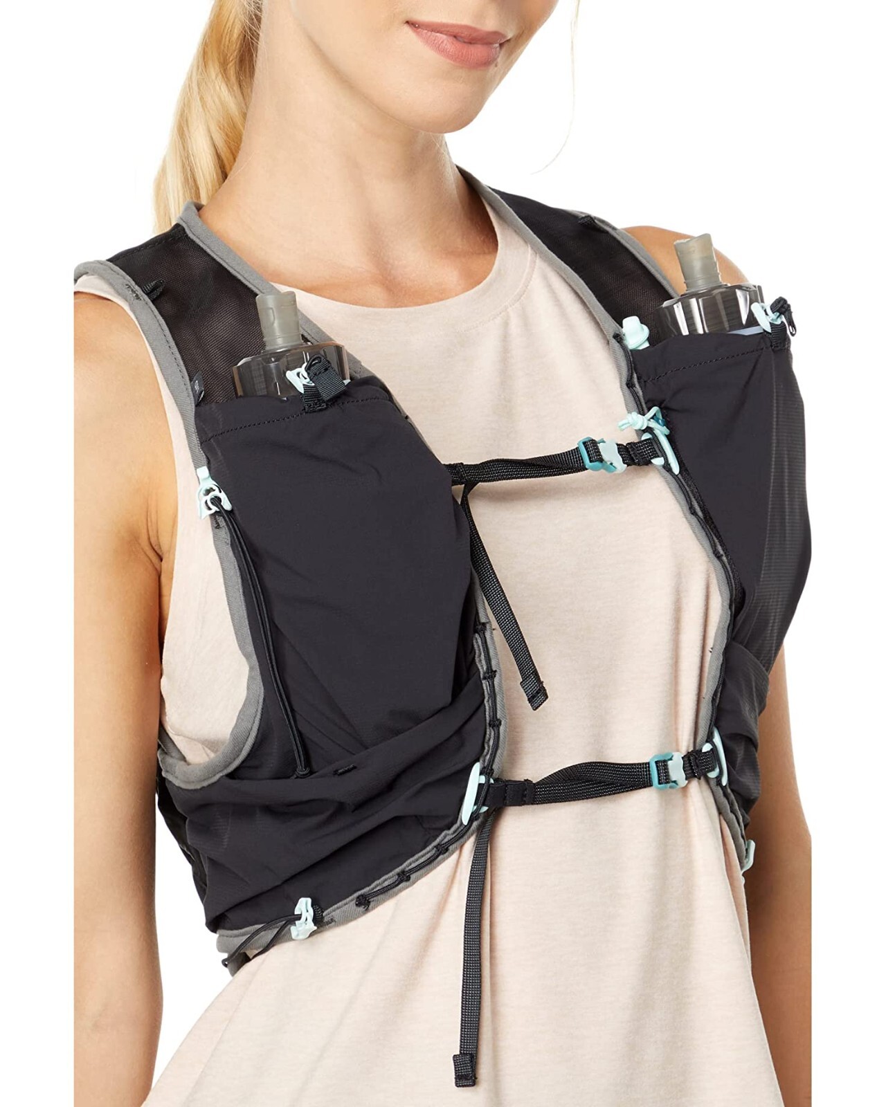 Ultimate Direction L38816 Black Onyx Race Vesta Pack Size M