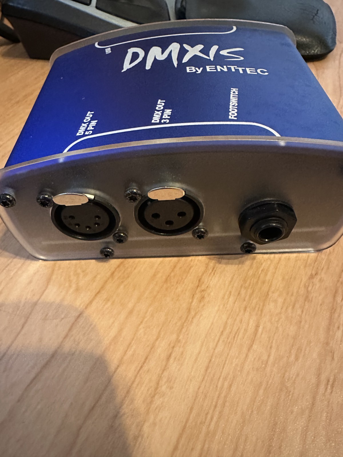 ENTTEC DMXIS Single Universe Control Software with USB/DMX Interface Module...