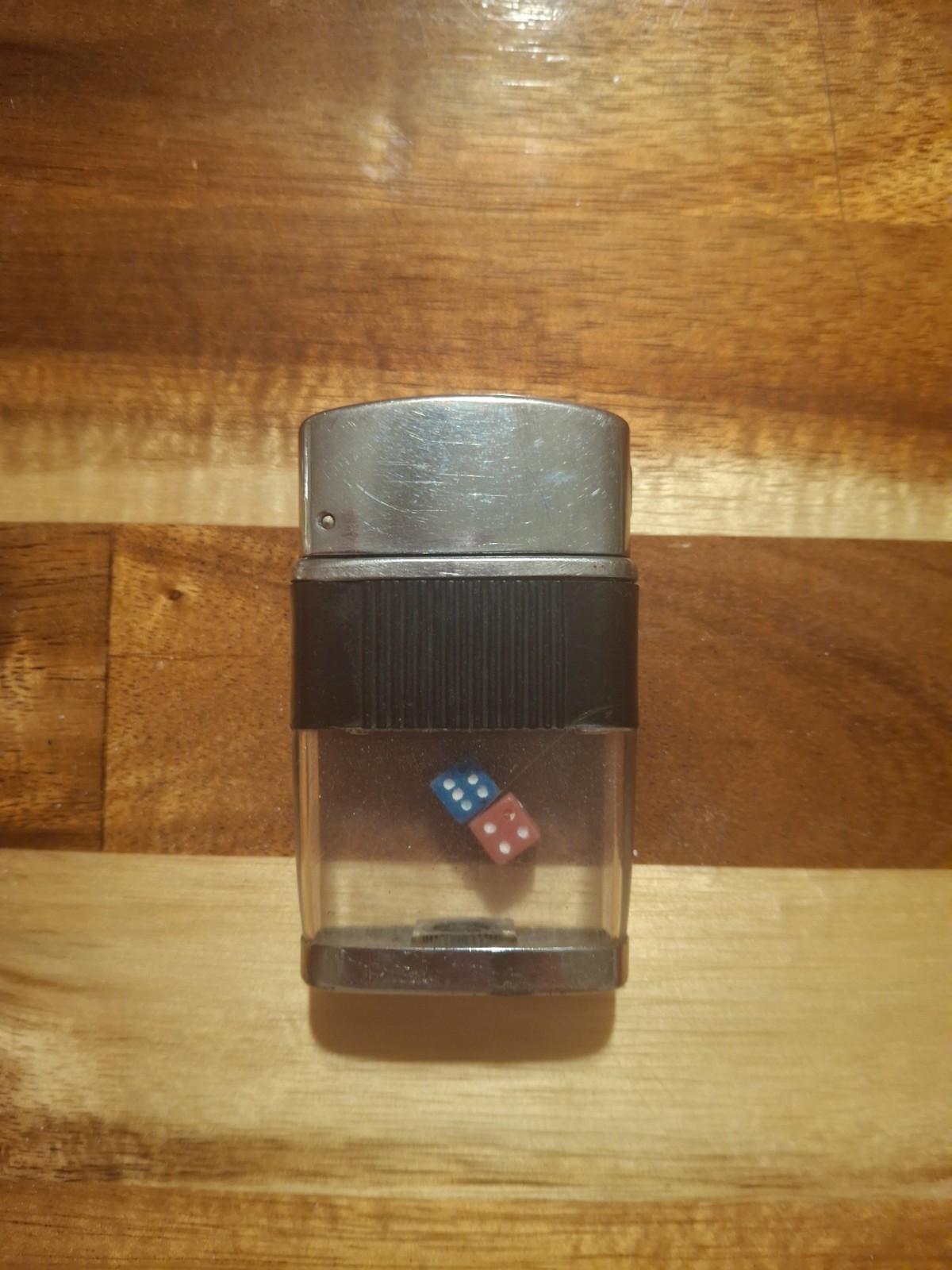VINTAGE See Through Vu Pocket Petrol Ligher Gambling Dice Made in Japan Sparks