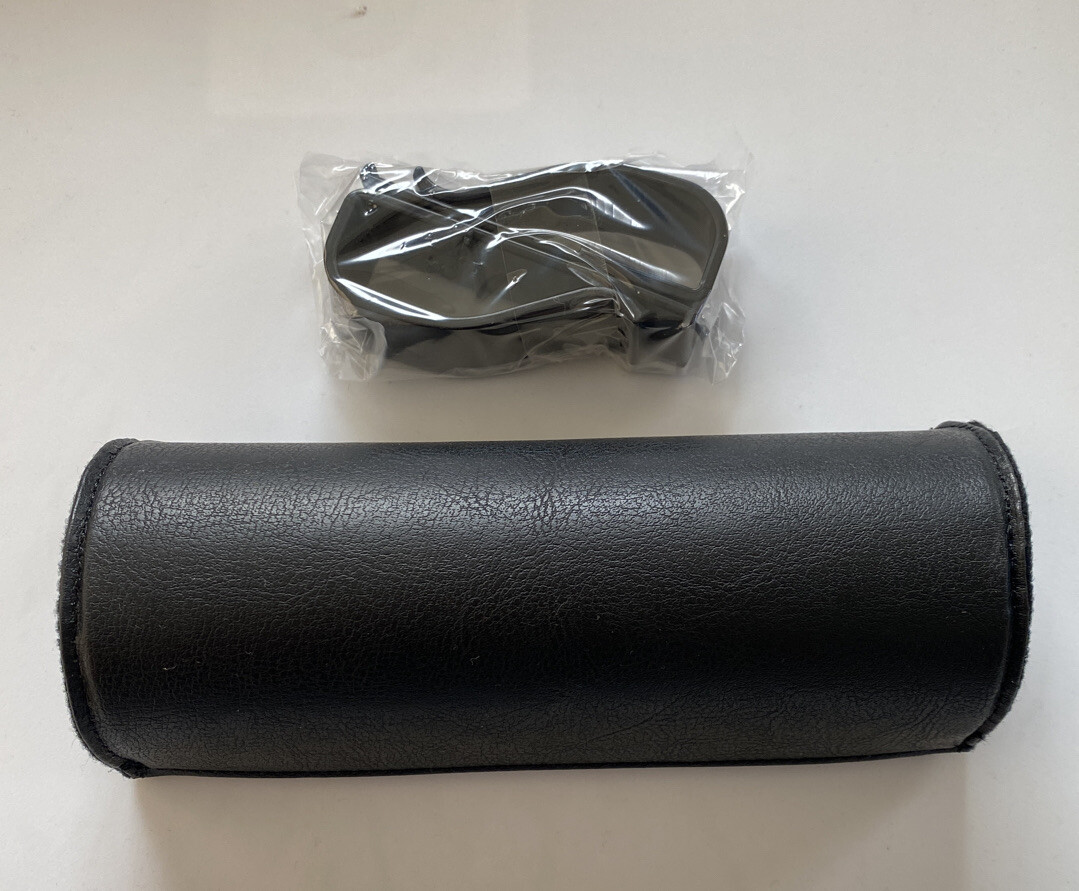 Brand New Carmate Sunglass Case Holder CZ332 Black PVC Leatherette Visor Mount