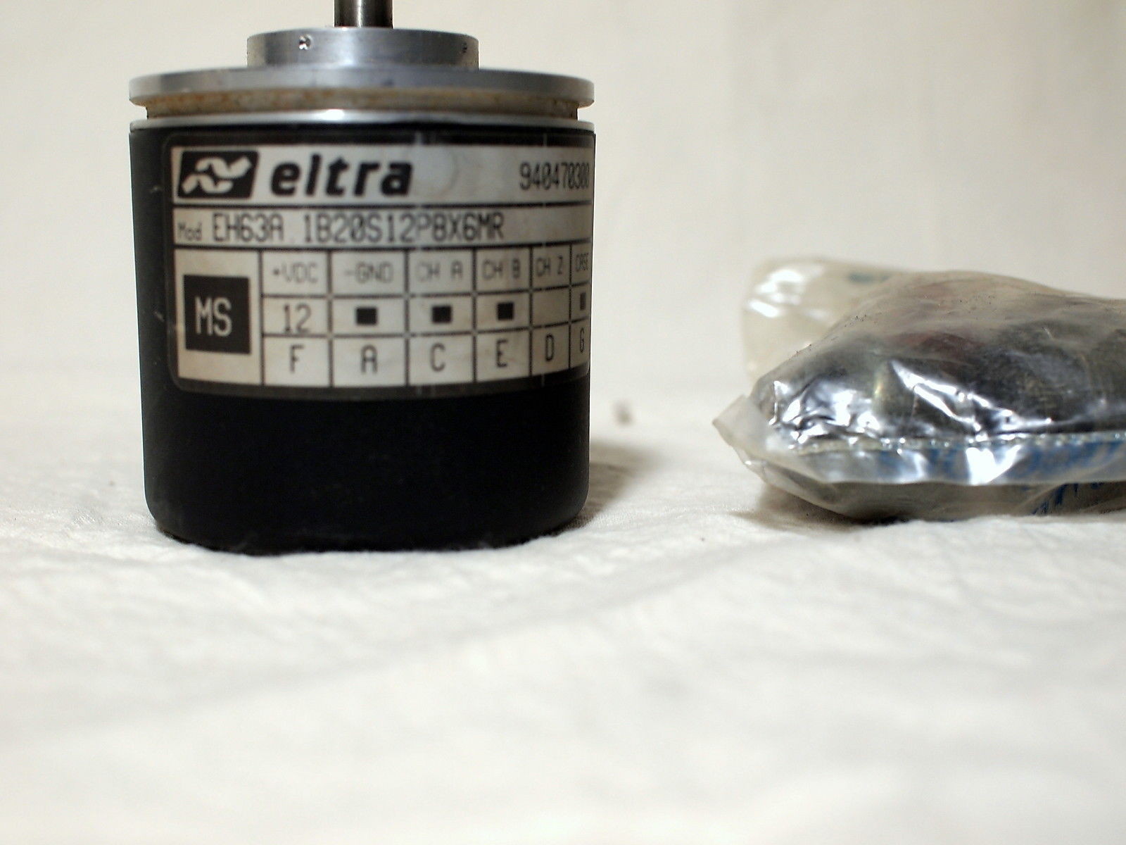 ELTRA EH63A 1B20S12P8X6MR ROTARY INCREMENTAL ENCODER (3C)