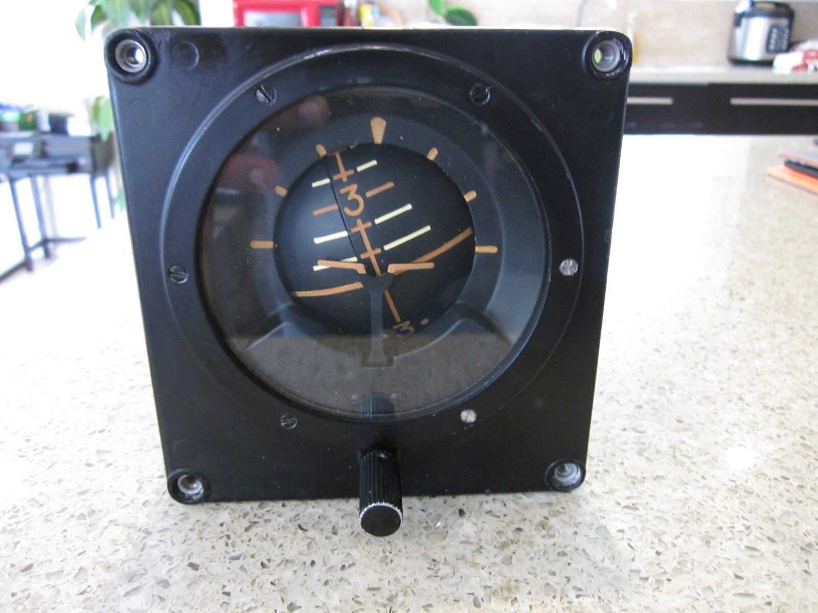 SPERRY GYROSCOPE AERO-NAVY ATTITUDE GYRO INDICATOR