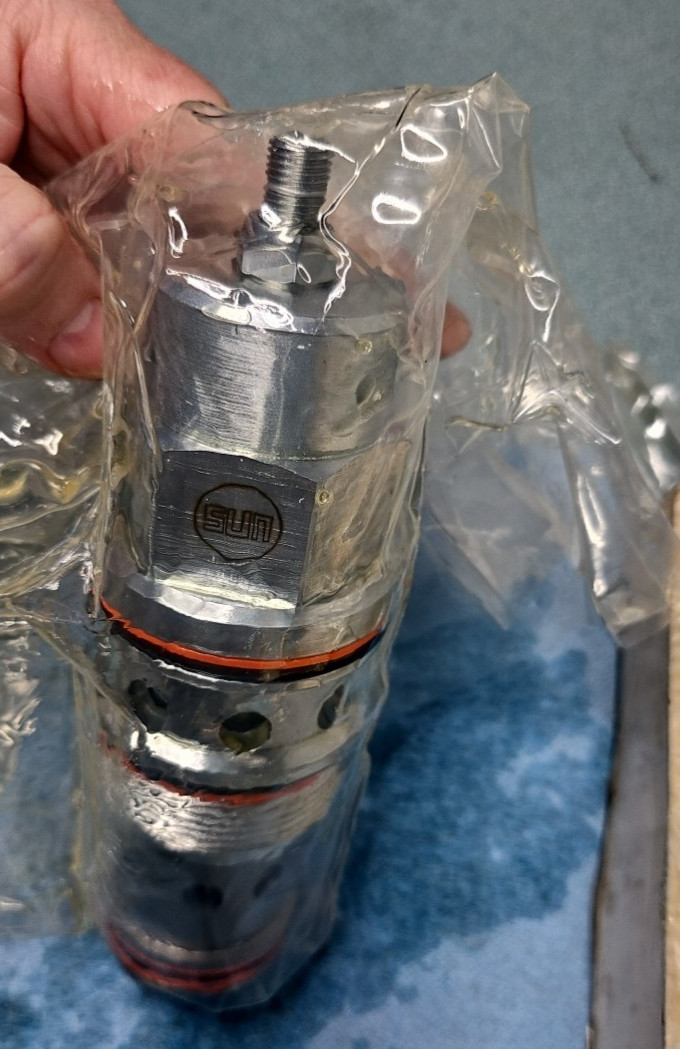 SUN Hydraulics PPJB-LWN direct-acting relief valve