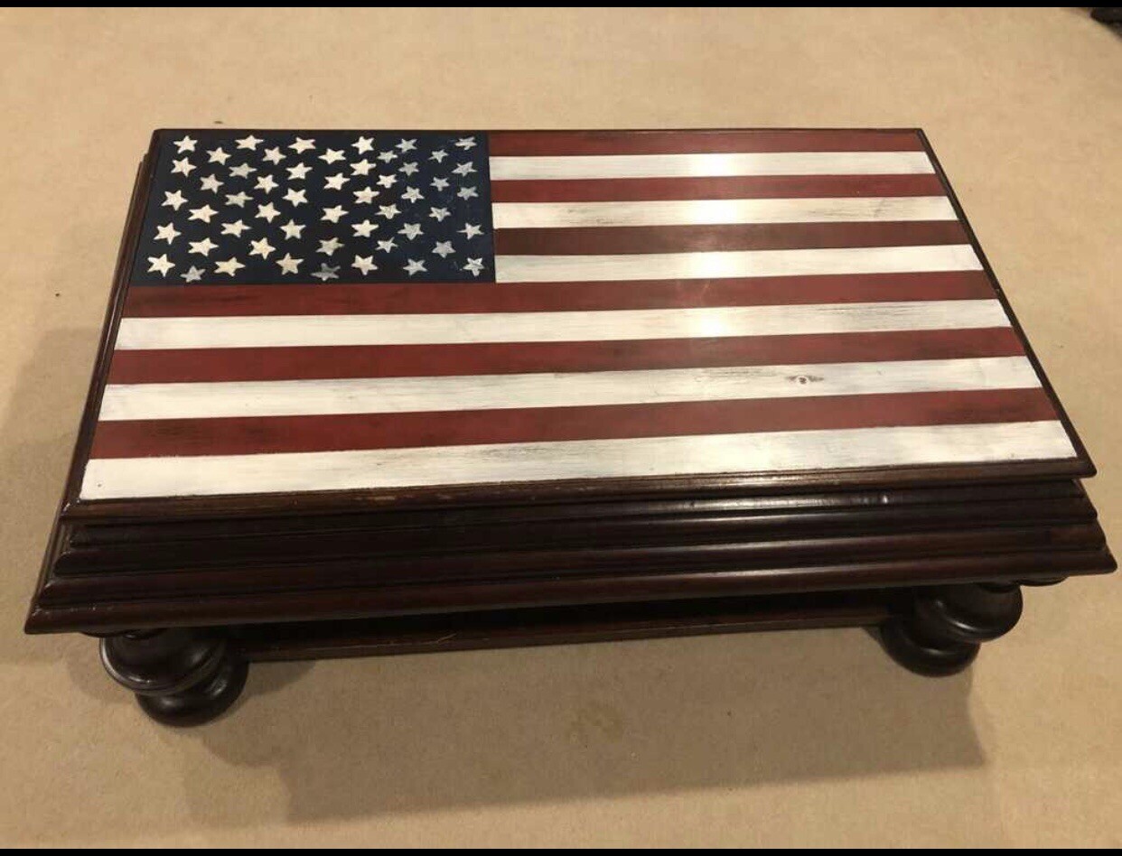 Farmhouse Wood Coffee Table - Painted Flag