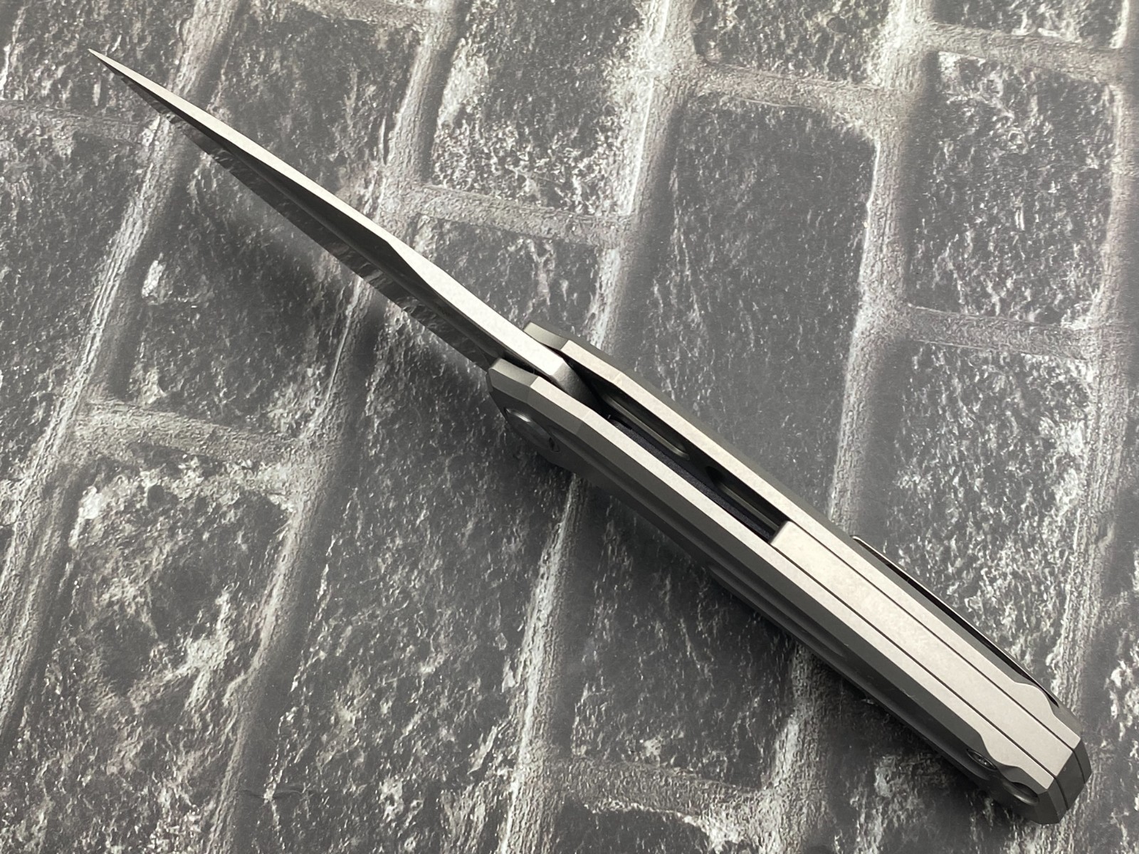 Twosun TS220-M390-SW Folding Knife M390 Titanium Handle Fast Open Pocket Knife