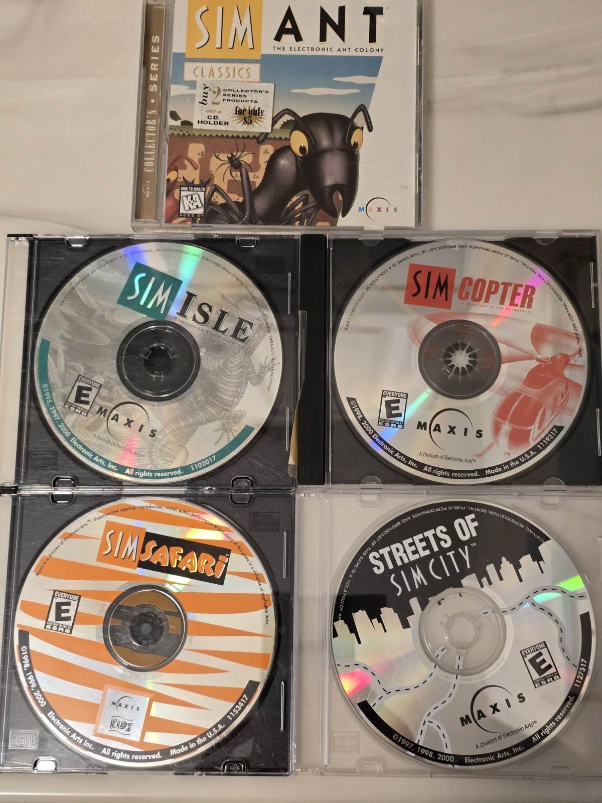 PC Lot Of 5 SIM Copter SIM ANT, SIM Isle Streets Of SIM City SIM Safari CD-ROM