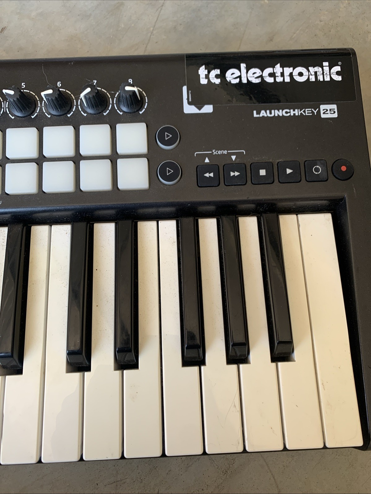 Novation Launchkey 25 - Used