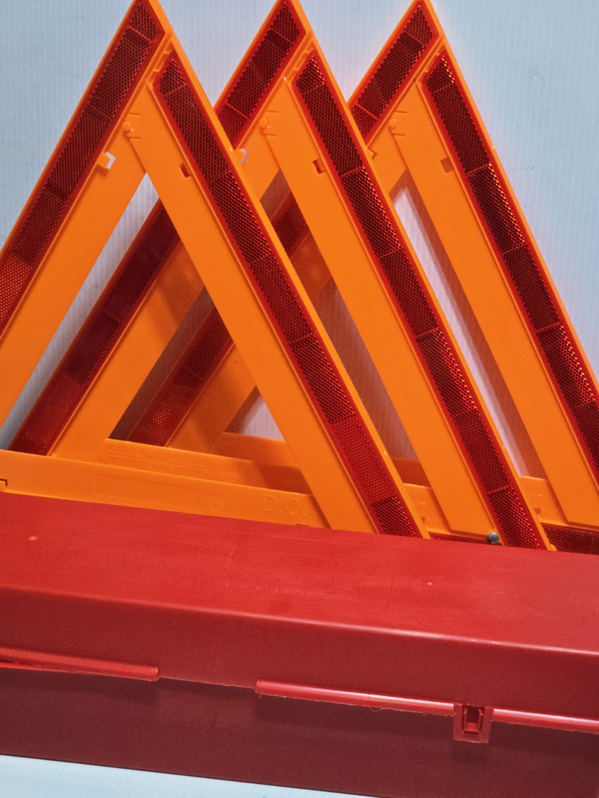 Triple Emergency Warning Triangle Reflector Road Roadside Sign Safety
