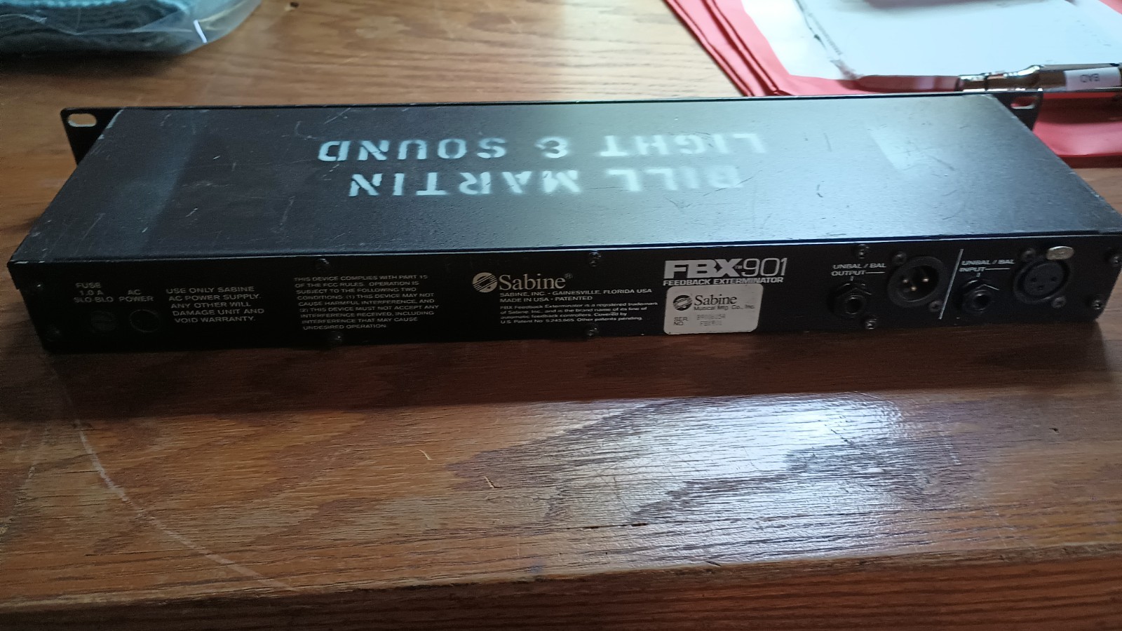 Sabine FBX-901 Feedback Exterminator no power supply.