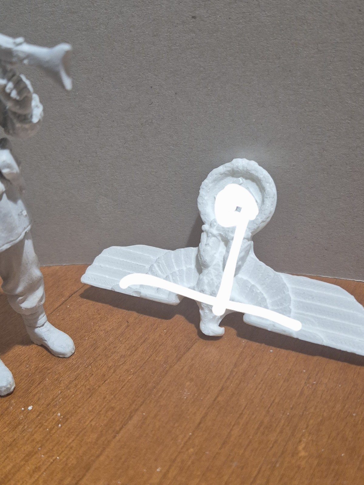 1:35 WWII German Diorama Bird. Resin.