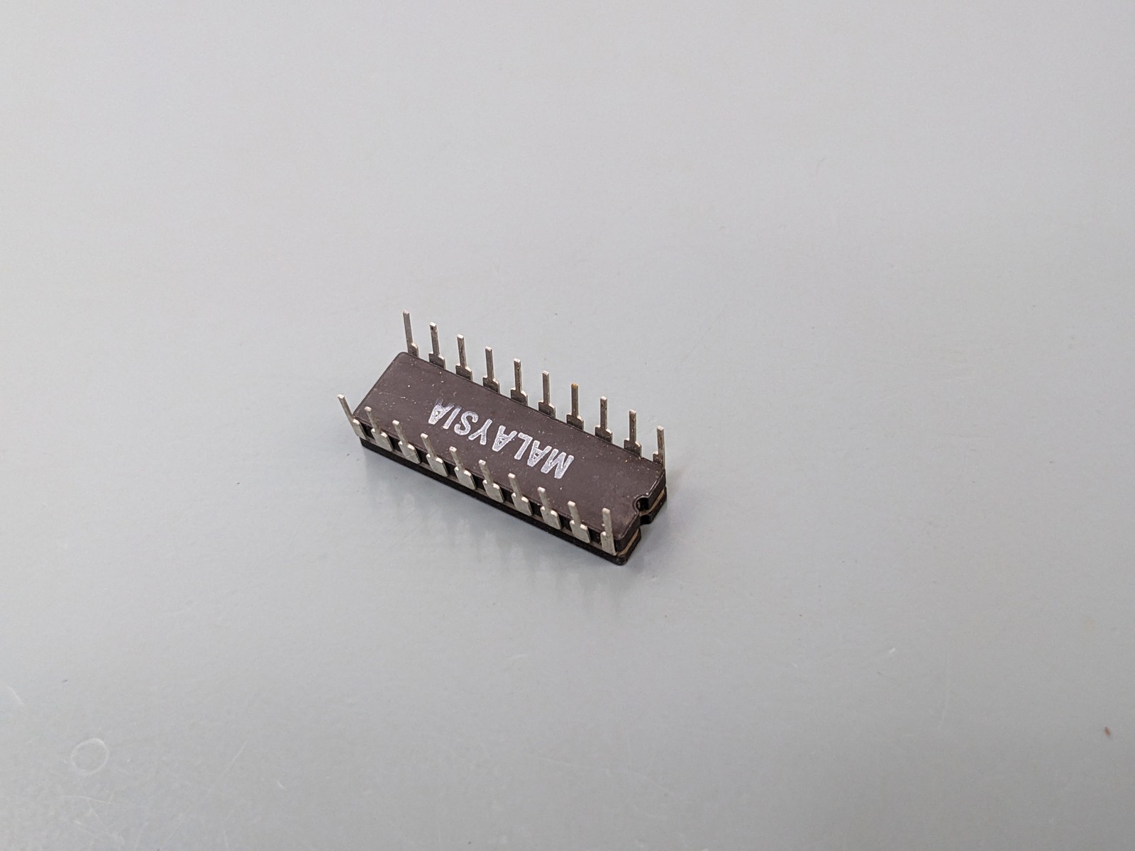 (10) SN74S240 IC Octal Buffer, Inverting Outputs, AMD, NOS Ceramic