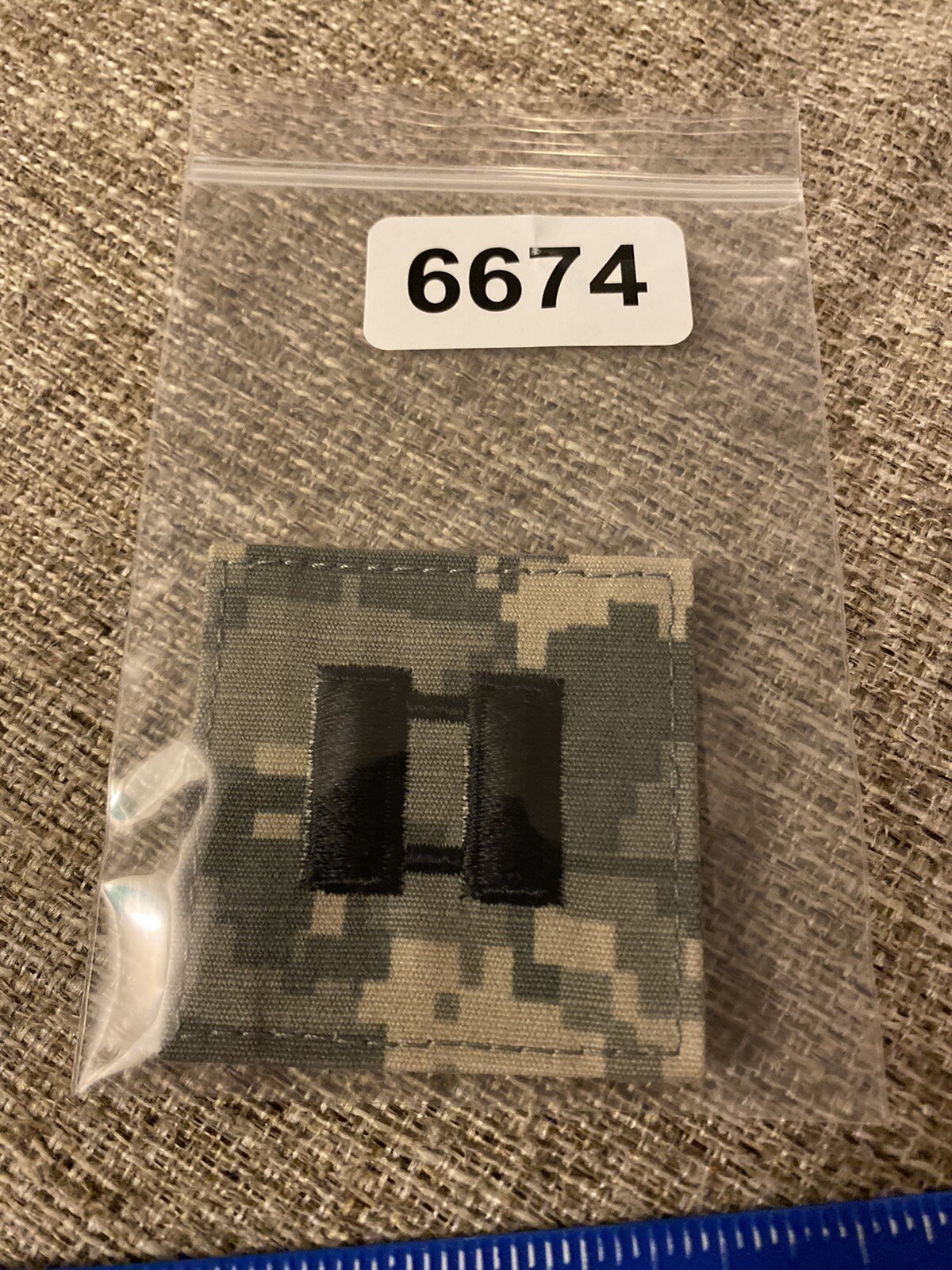 US Army Captain CPT O-3 Rank ACU Hook / Loop Pattern Military Patch INV6674