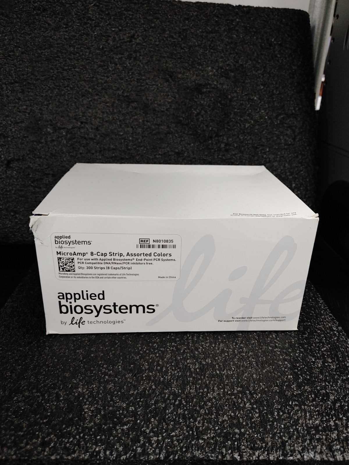 APPLIED BIOSYSTEMS N8010835 MicroAmp 8 Cap Strip Assorted Colors