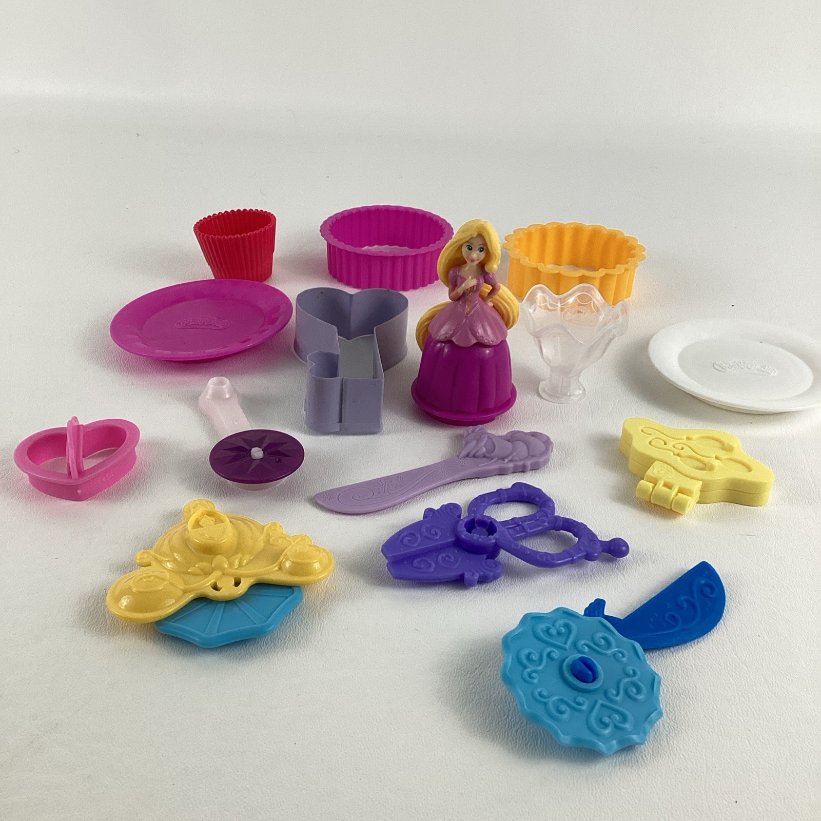 Play-Doh Disney Princess Tangled Rapunzel Molding Tools Hasbro Toy Lot
